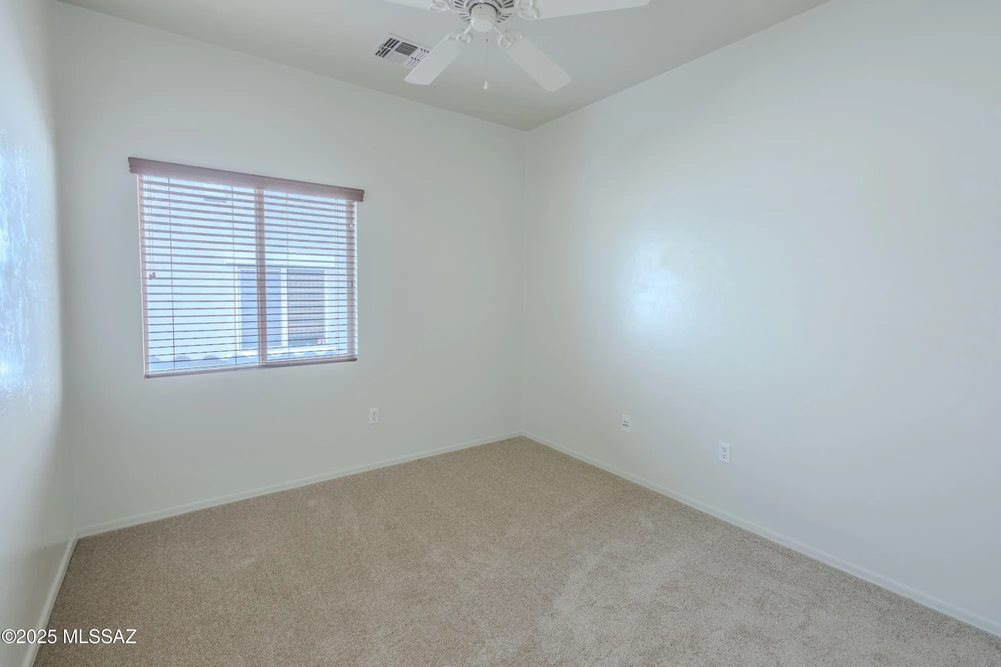 Property Slideshow image 19 of 36 | 785 w calle valenciana, Sahuarita, AZ, 85629