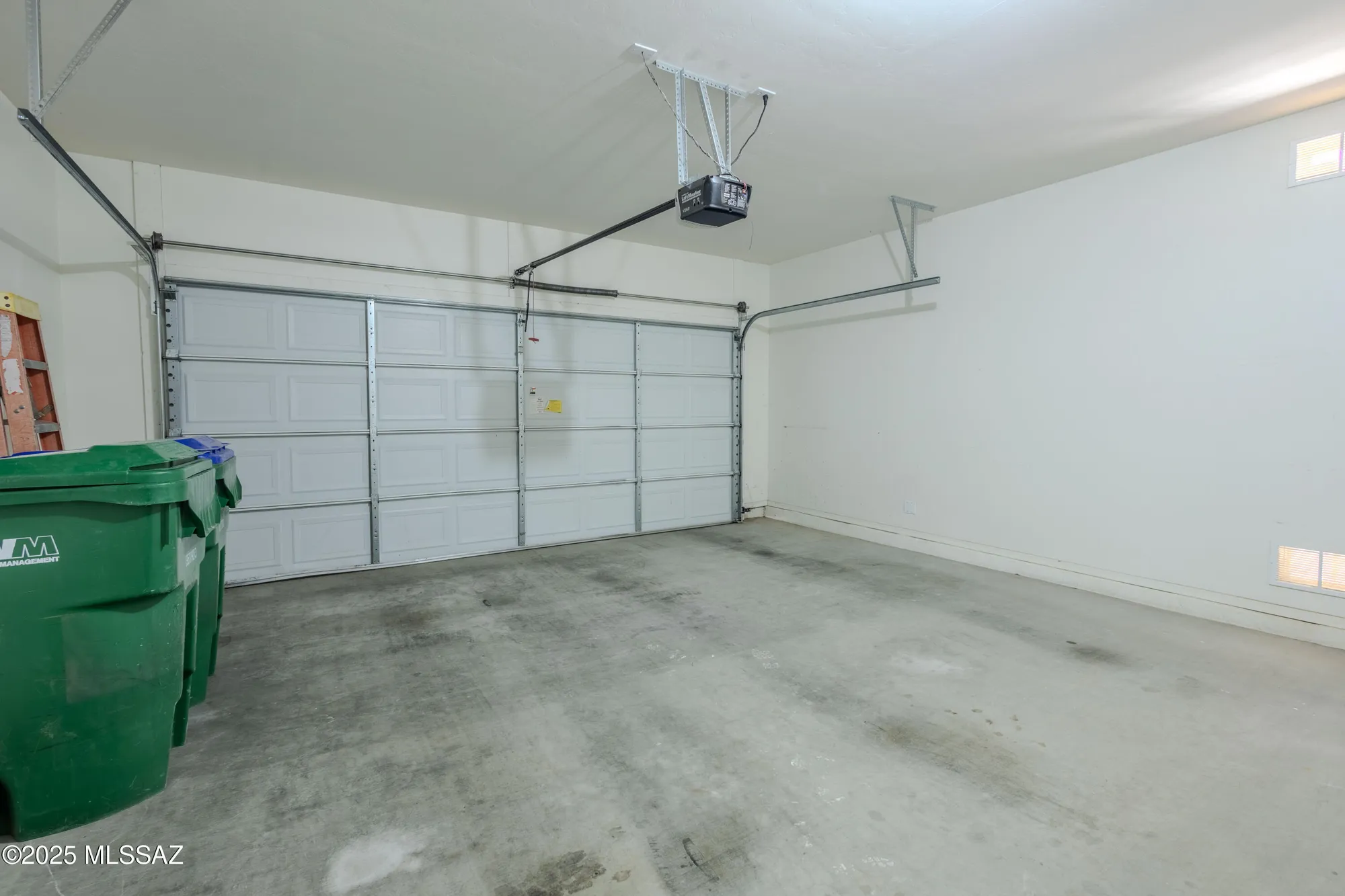 Property Slideshow image 26 of 36 | 785 w calle valenciana, Sahuarita, AZ, 85629