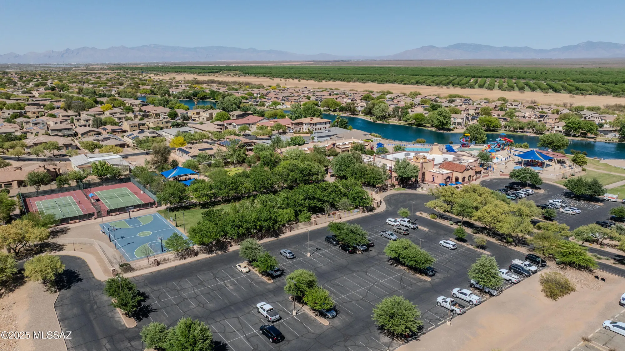Property Slideshow image 31 of 36 | 785 w calle valenciana, Sahuarita, AZ, 85629