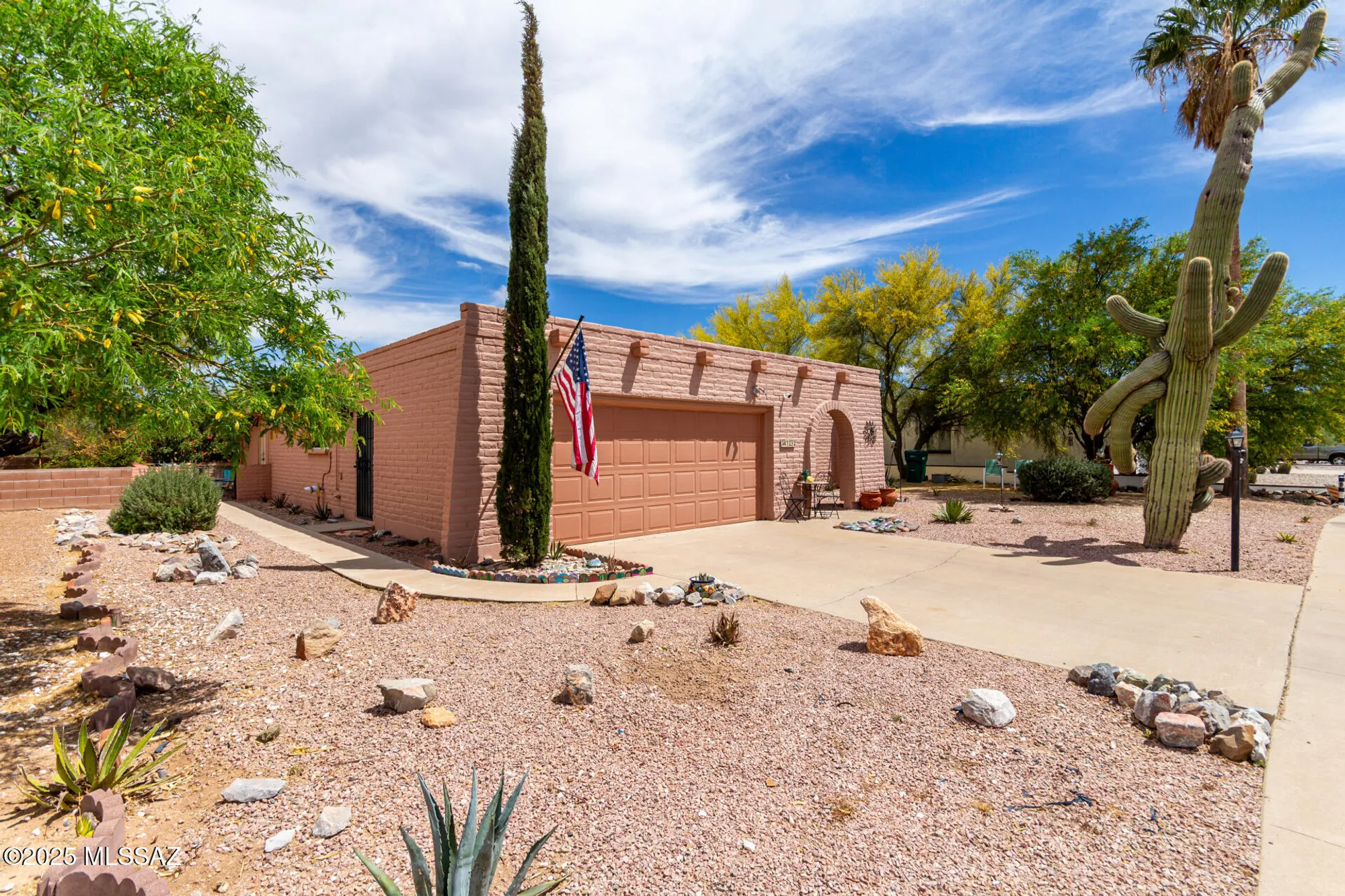 Property Slideshow image 3 of 30 | 1232 n la canoa, Green Valley, AZ, 85614
