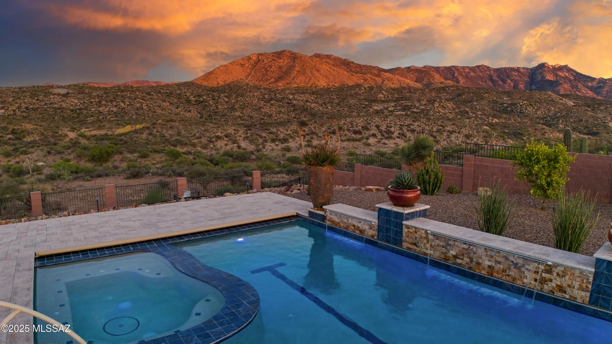 Property Slideshow image 1 of 49 | 35605 s overlook dr, Saddlebrooke, AZ, 85739