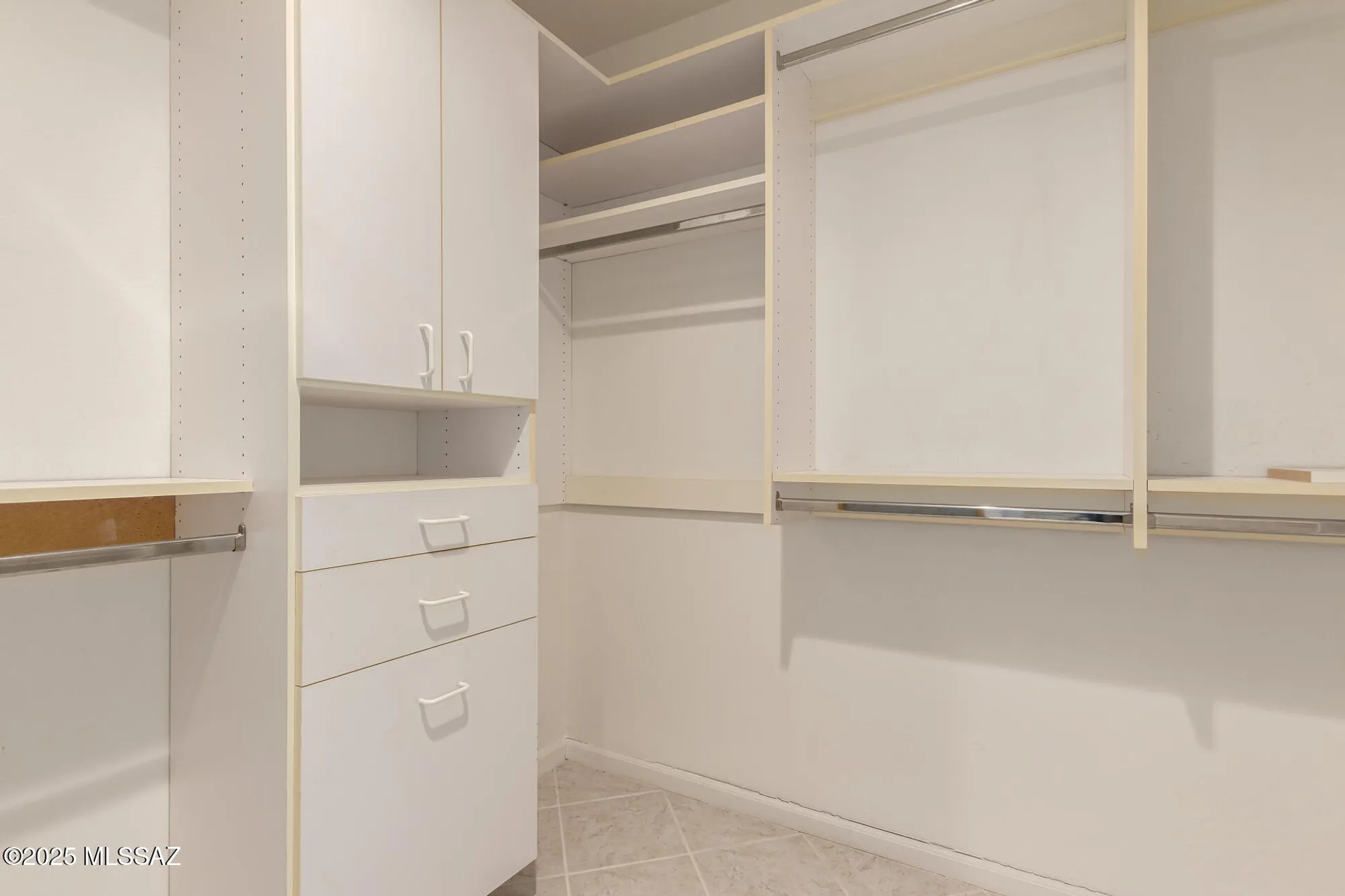 Property Slideshow image 25 of 45 | 64640 e drifter dr, Saddlebrooke, AZ, 85739