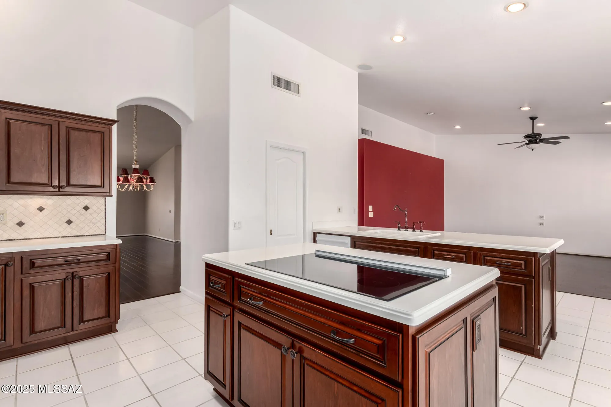 Property Slideshow image 13 of 45 | 64640 e drifter dr, Saddlebrooke, AZ, 85739