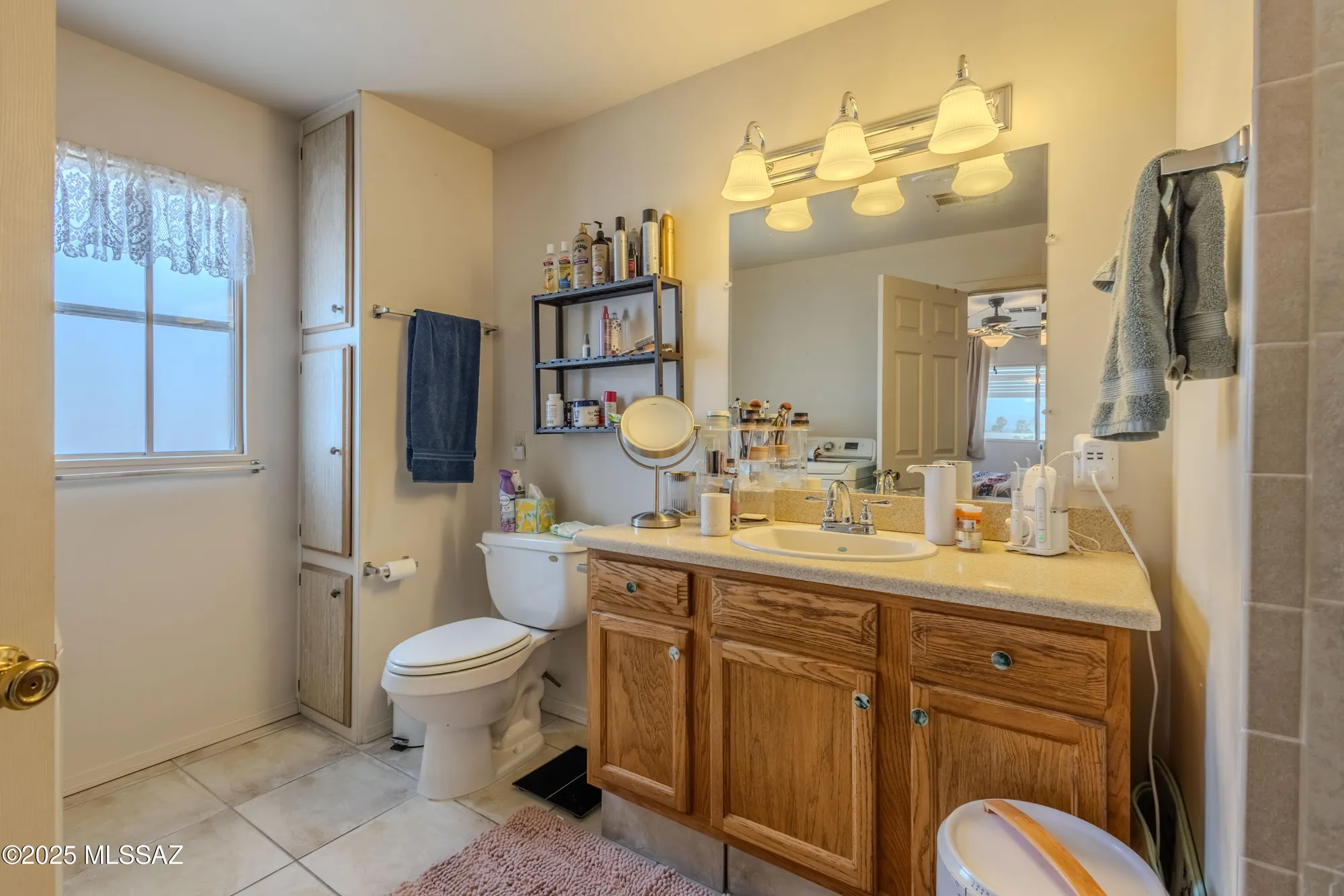 Property Slideshow image 17 of 24 | 121 w mora dr, Green Valley, AZ, 85614