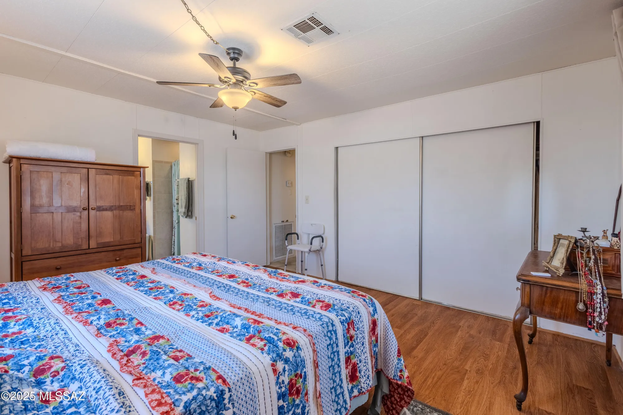 Property Slideshow image 15 of 24 | 121 w mora dr, Green Valley, AZ, 85614