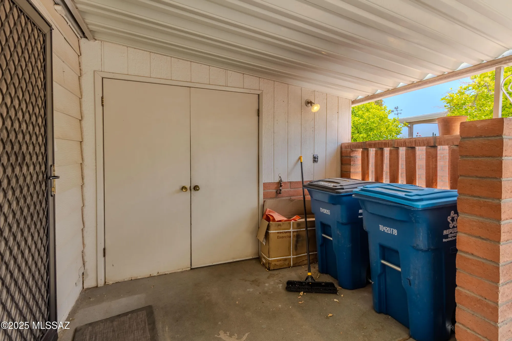 Property Slideshow image 23 of 24 | 121 w mora dr, Green Valley, AZ, 85614