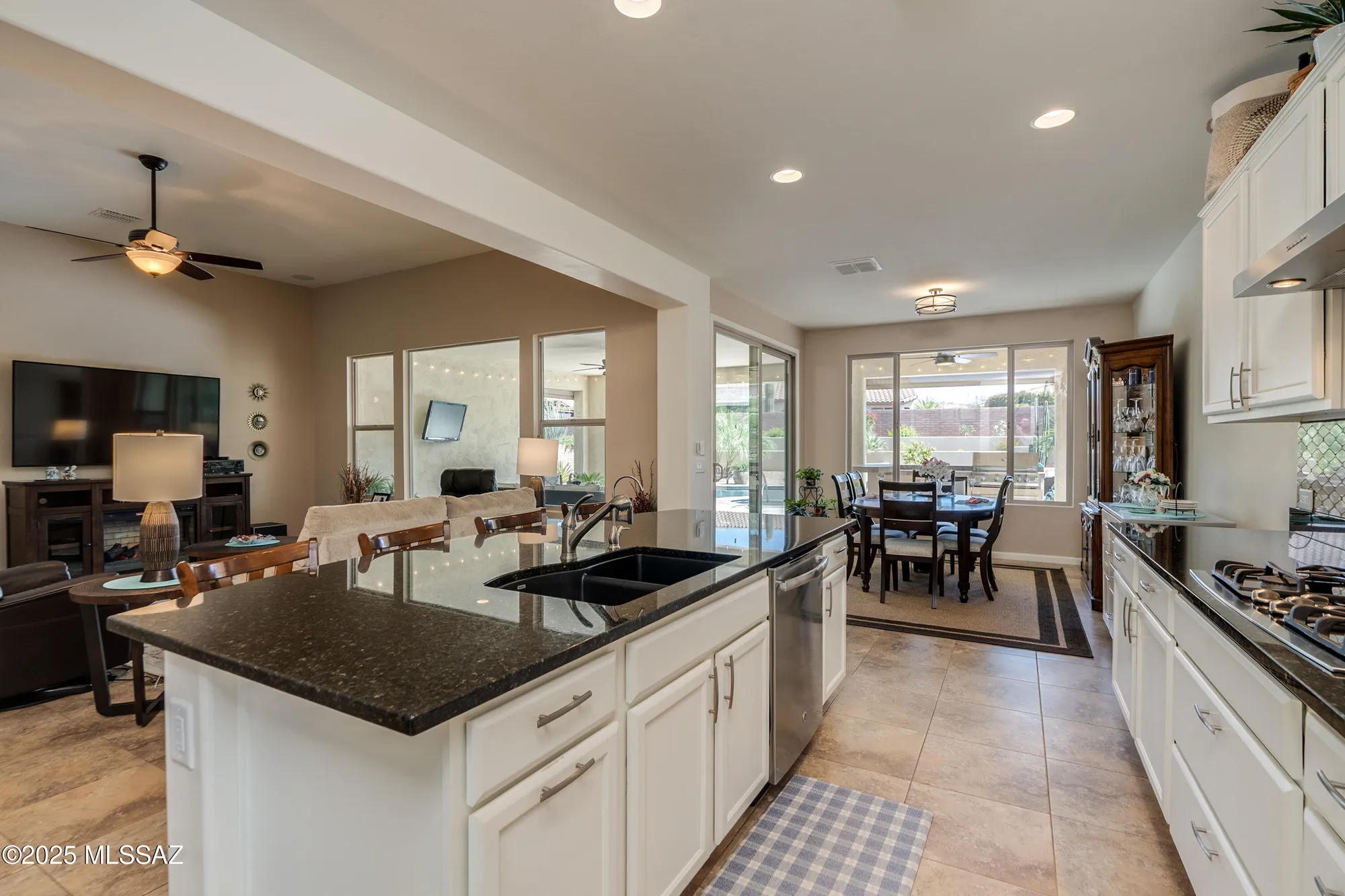 Property Slideshow image 18 of 50 | 2594 e keyes ct, Green Valley, AZ, 85614