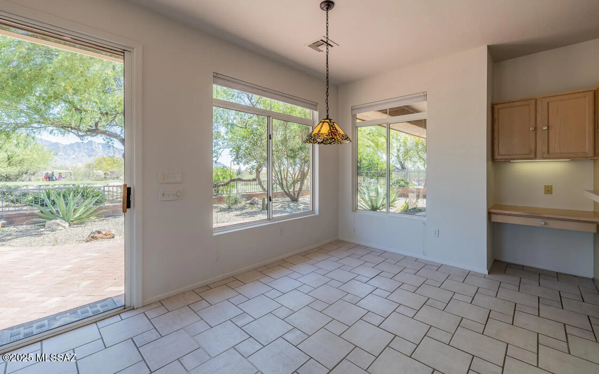 Property Slideshow image 12 of 42 | 1448 e mule train dr, Oro Valley, AZ, 85755