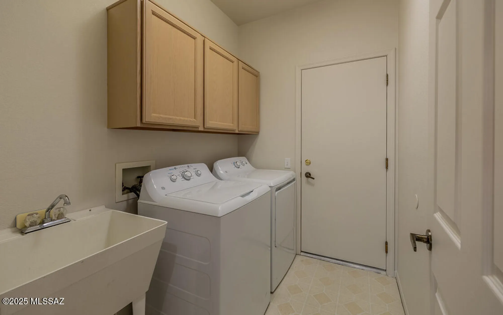 Property Slideshow image 28 of 42 | 1448 e mule train dr, Oro Valley, AZ, 85755