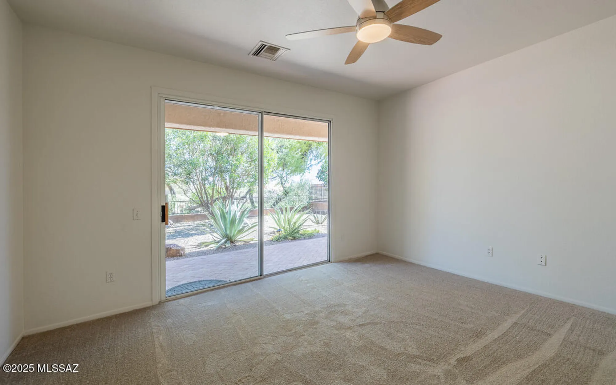 Property Slideshow image 19 of 42 | 1448 e mule train dr, Oro Valley, AZ, 85755