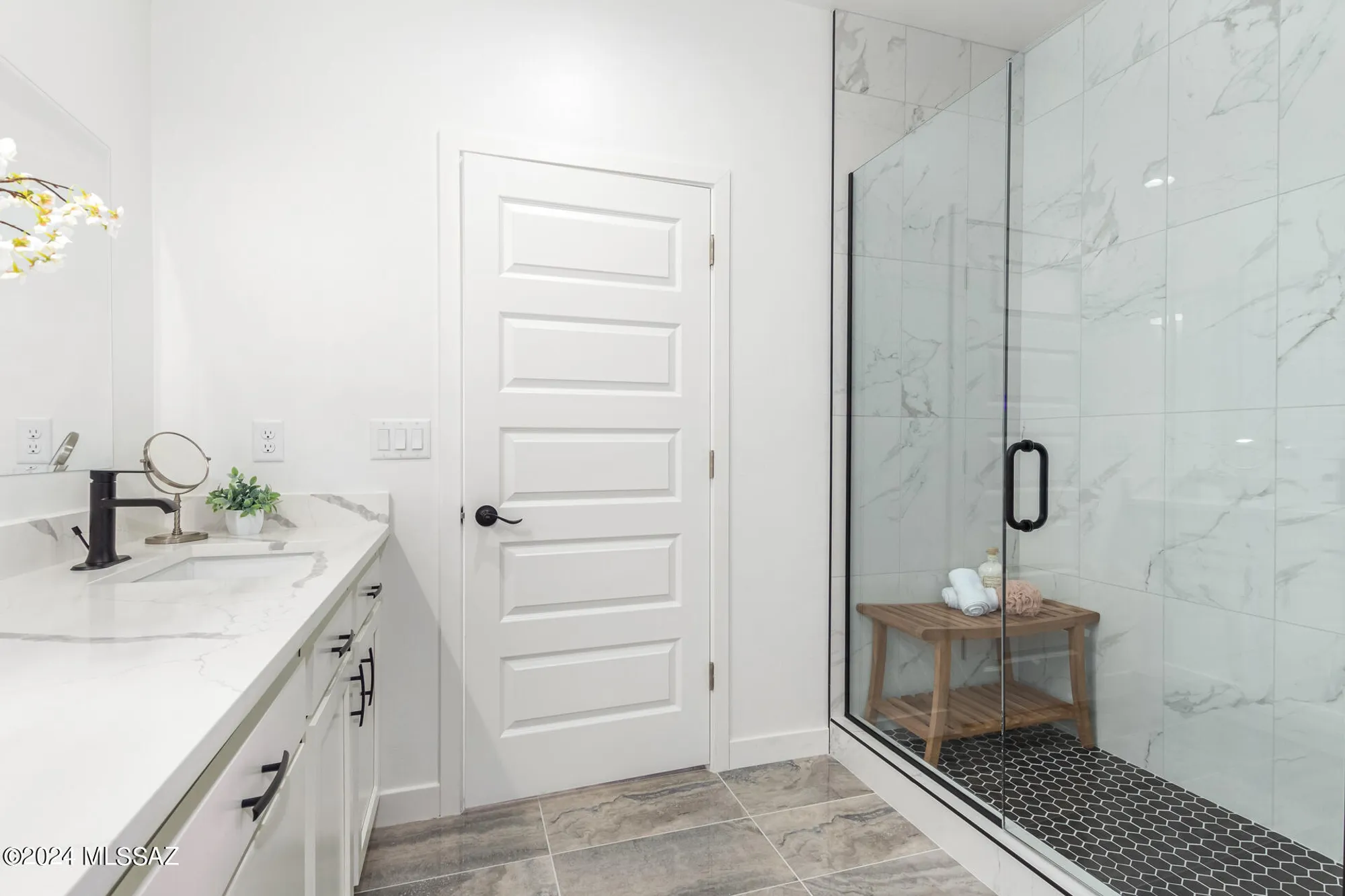 Property Slideshow image 18 of 28 | 941 e vault mine ct, Green Valley, AZ, 85614