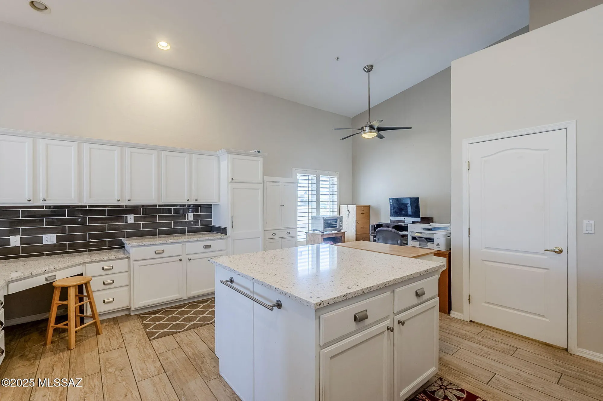 Property Slideshow image 15 of 39 | 3438 s abrego dr, Green Valley, AZ, 85614