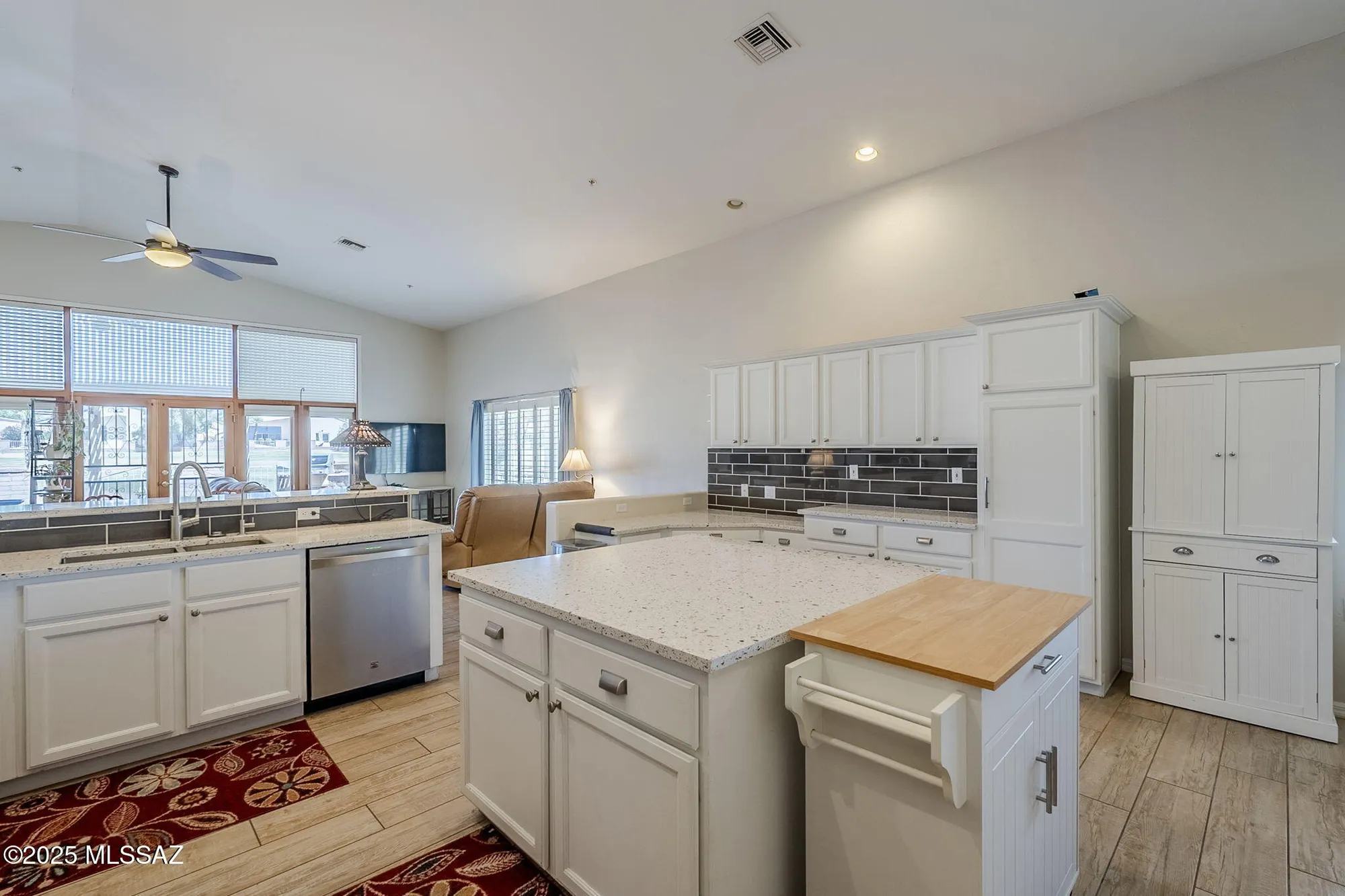 Property Slideshow image 17 of 39 | 3438 s abrego dr, Green Valley, AZ, 85614