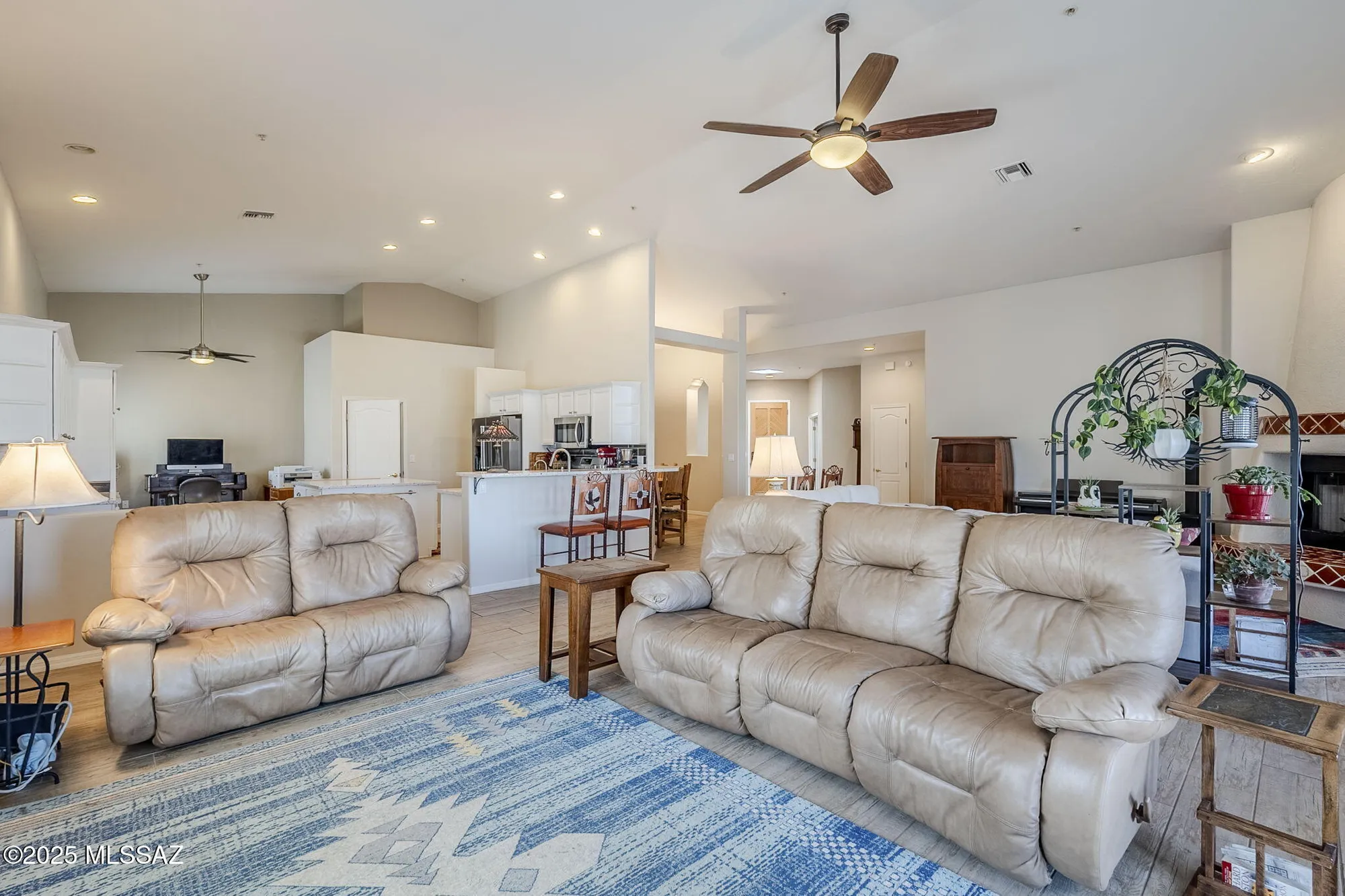 Property Slideshow image 8 of 39 | 3438 s abrego dr, Green Valley, AZ, 85614