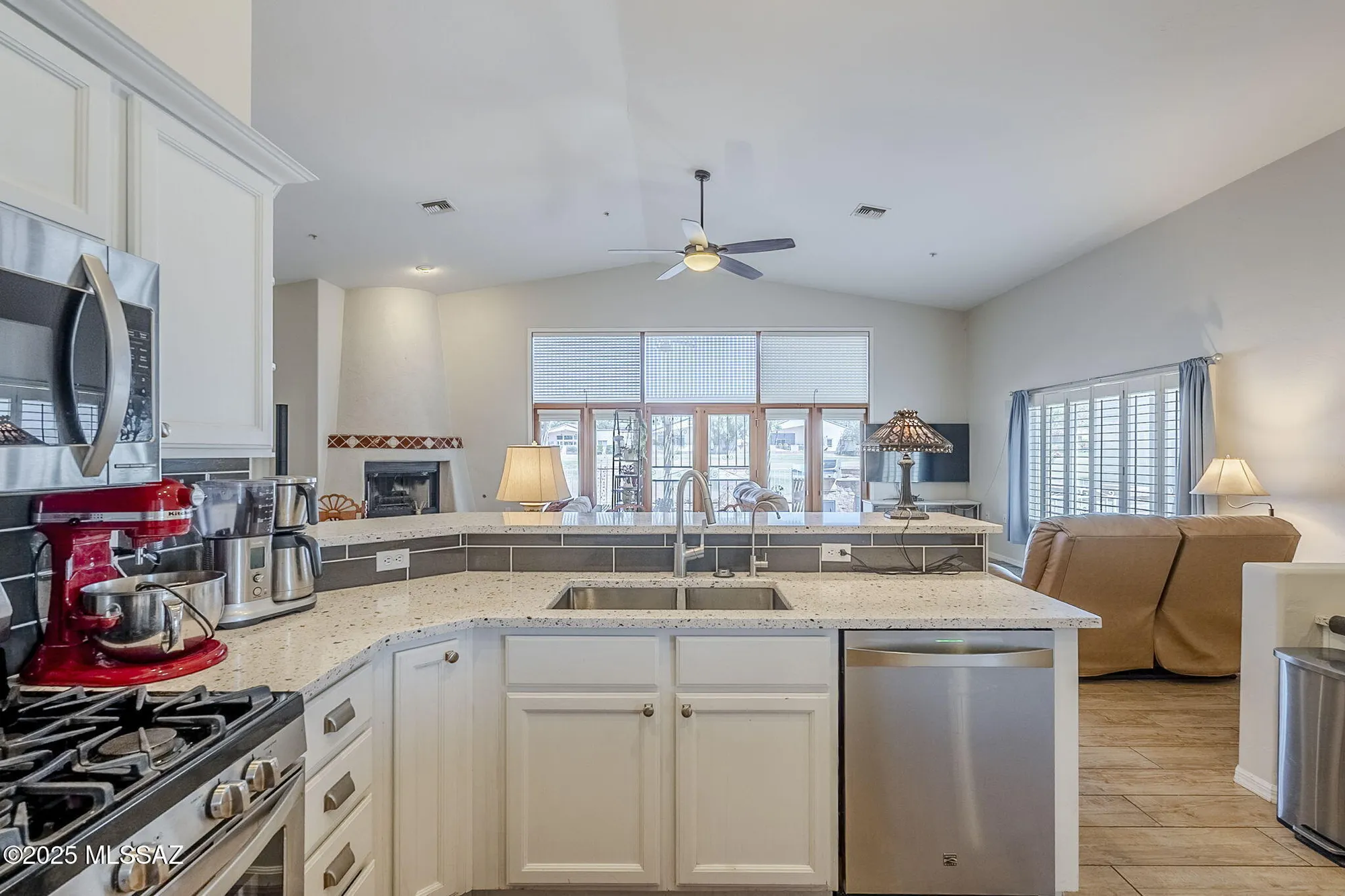 Property Slideshow image 20 of 39 | 3438 s abrego dr, Green Valley, AZ, 85614