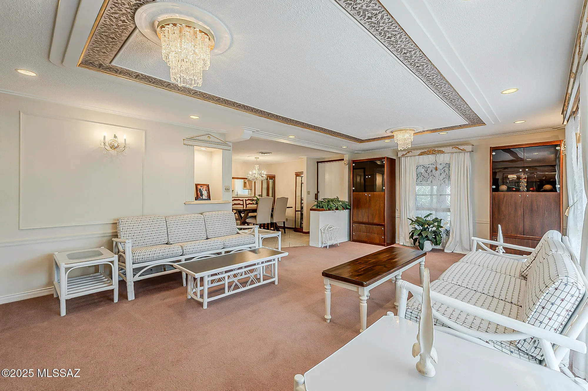 Property Slideshow image 6 of 35 | 272 w cumaro dr, Green Valley, AZ, 85614