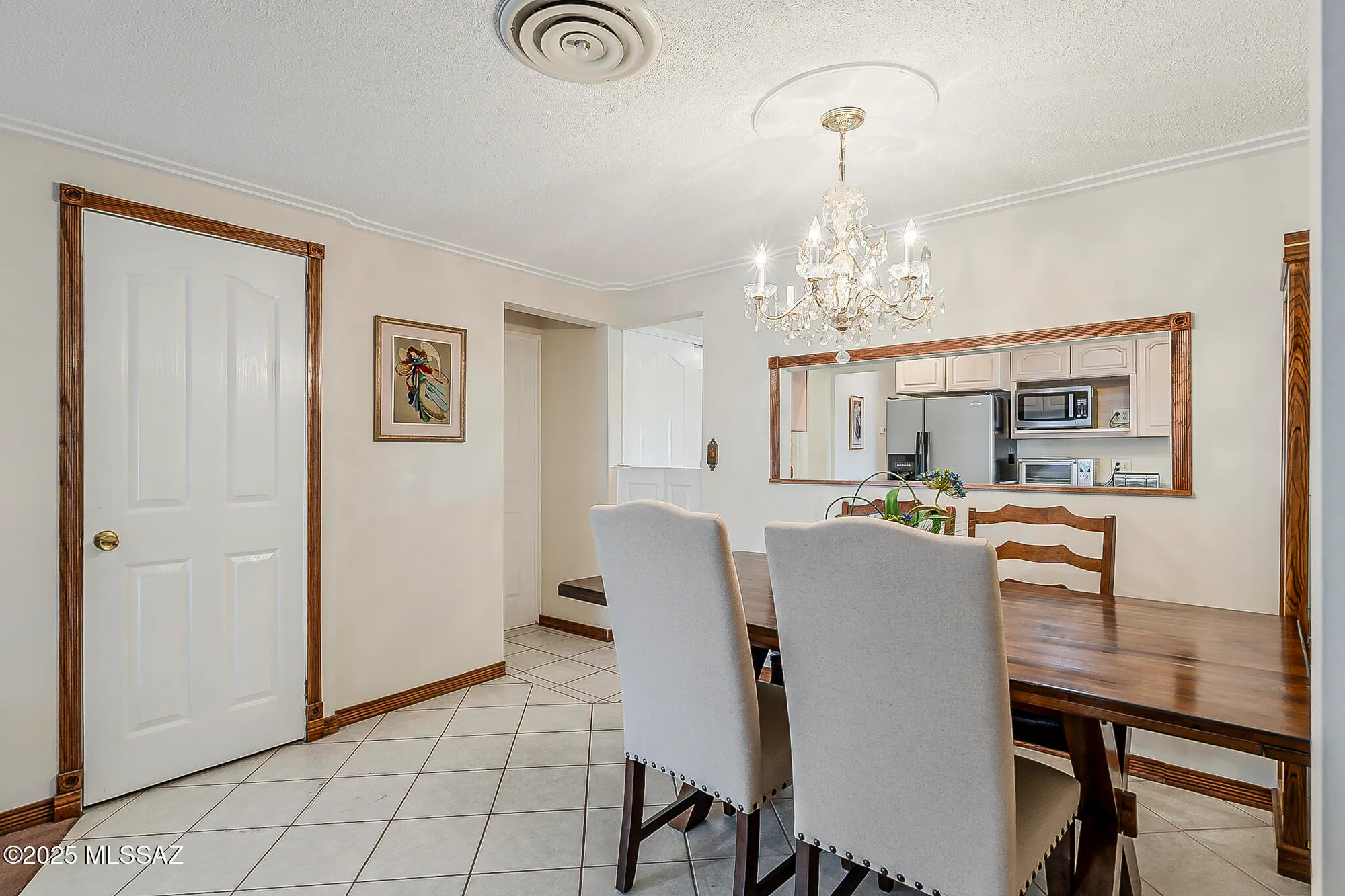 Property Slideshow image 9 of 35 | 272 w cumaro dr, Green Valley, AZ, 85614