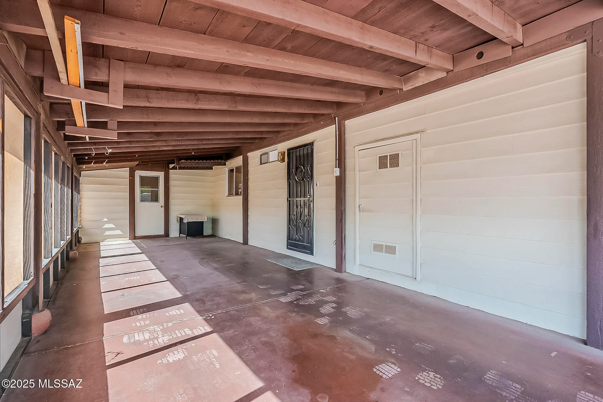 Property Slideshow image 32 of 35 | 272 w cumaro dr, Green Valley, AZ, 85614