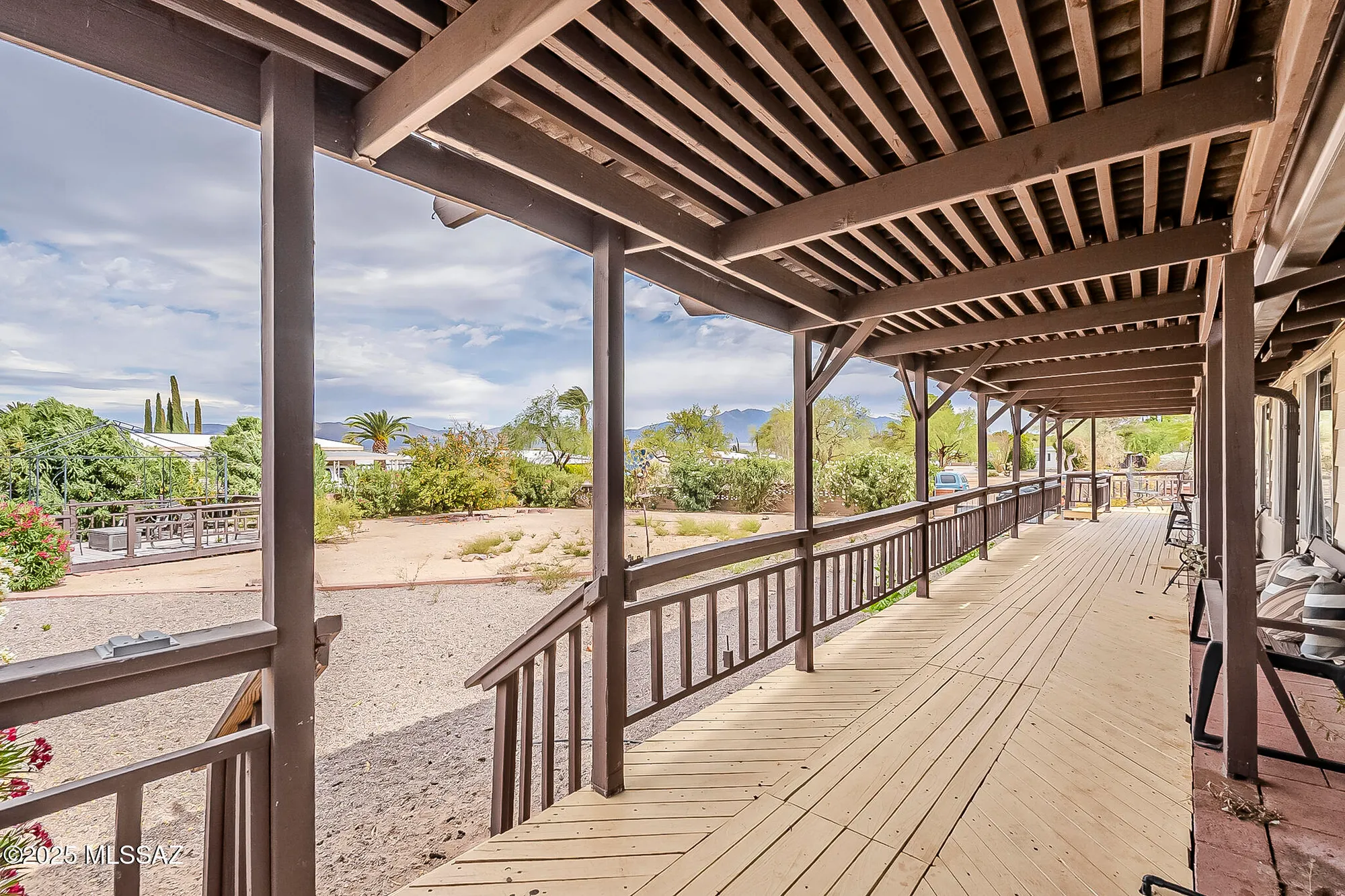 Property Slideshow image 29 of 35 | 272 w cumaro dr, Green Valley, AZ, 85614