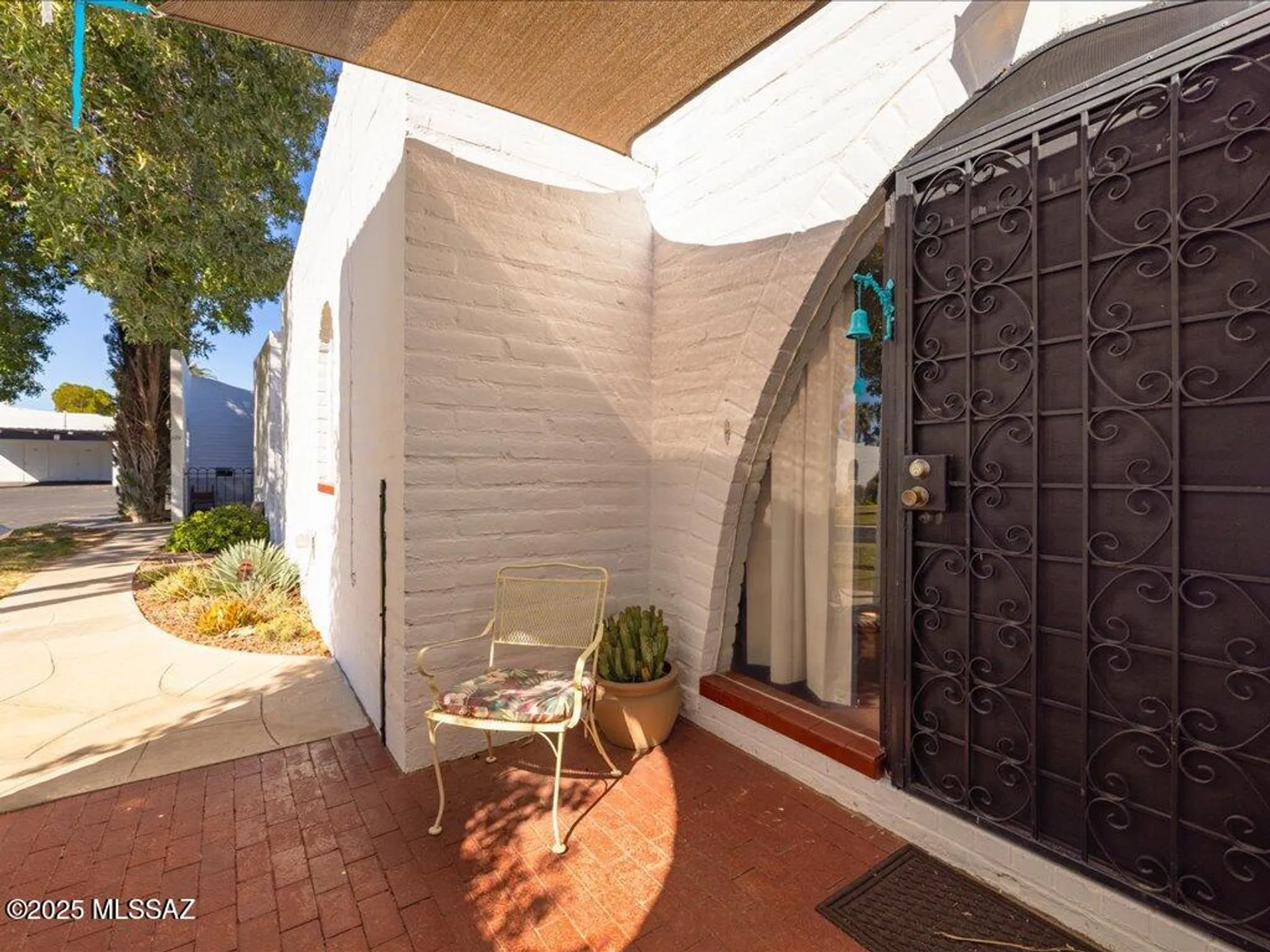 Property Slideshow image 3 of 28 | 641 w las lomitas rd, Tucson, AZ, 85704