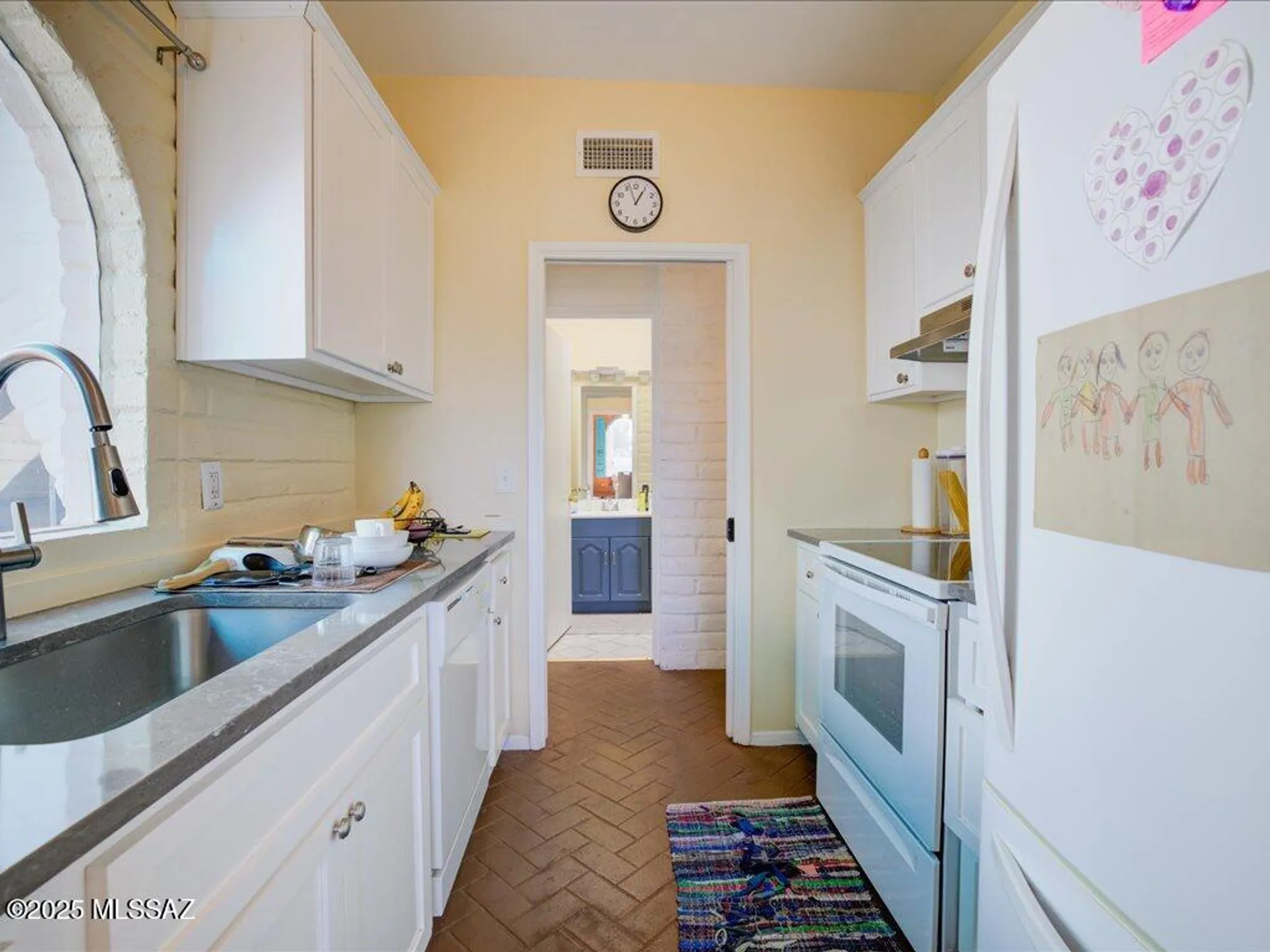 Property Slideshow image 12 of 28 | 641 w las lomitas rd, Tucson, AZ, 85704