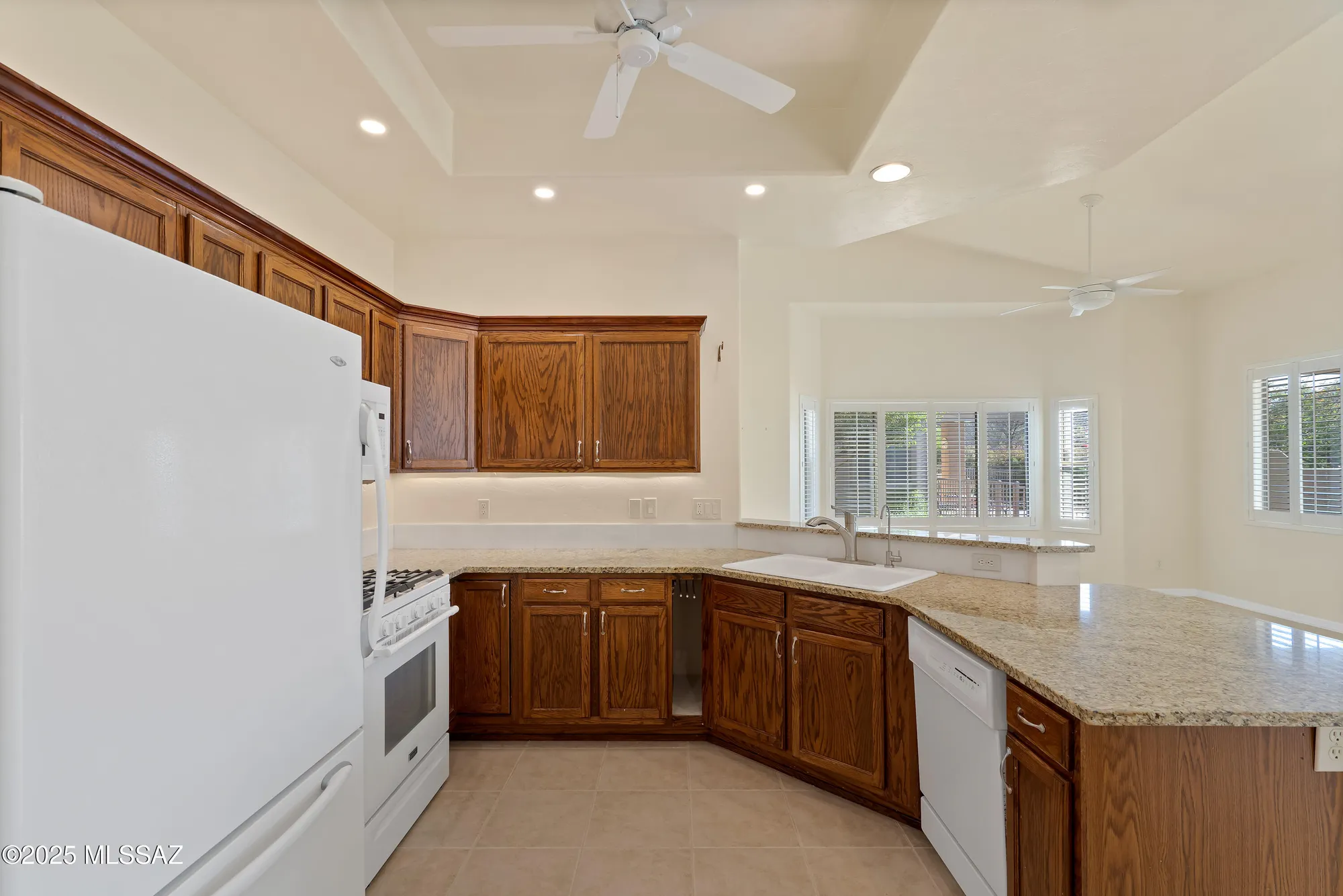 Property Slideshow image 8 of 31 | 13401 n rancho vistoso blvd 257, Oro Valley, AZ, 85755