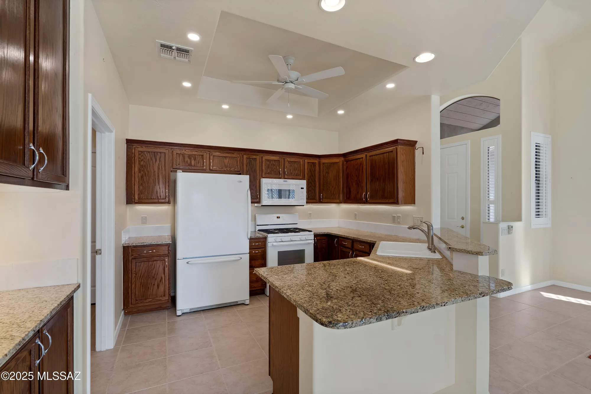 Property Slideshow image 7 of 31 | 13401 n rancho vistoso blvd 257, Oro Valley, AZ, 85755