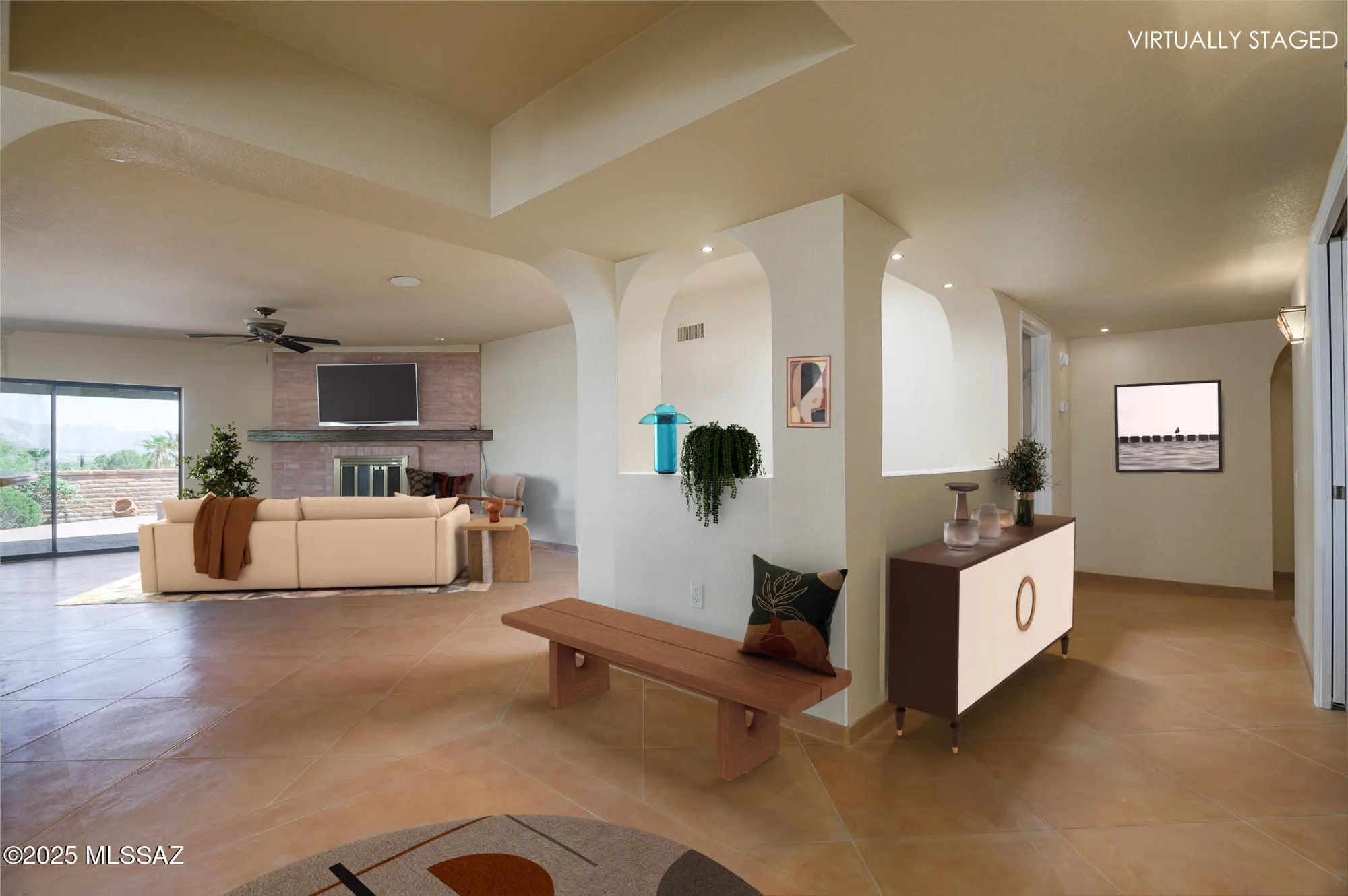 Property Slideshow image 4 of 35 | 1013 w desert hills dr, Green Valley, AZ, 85622