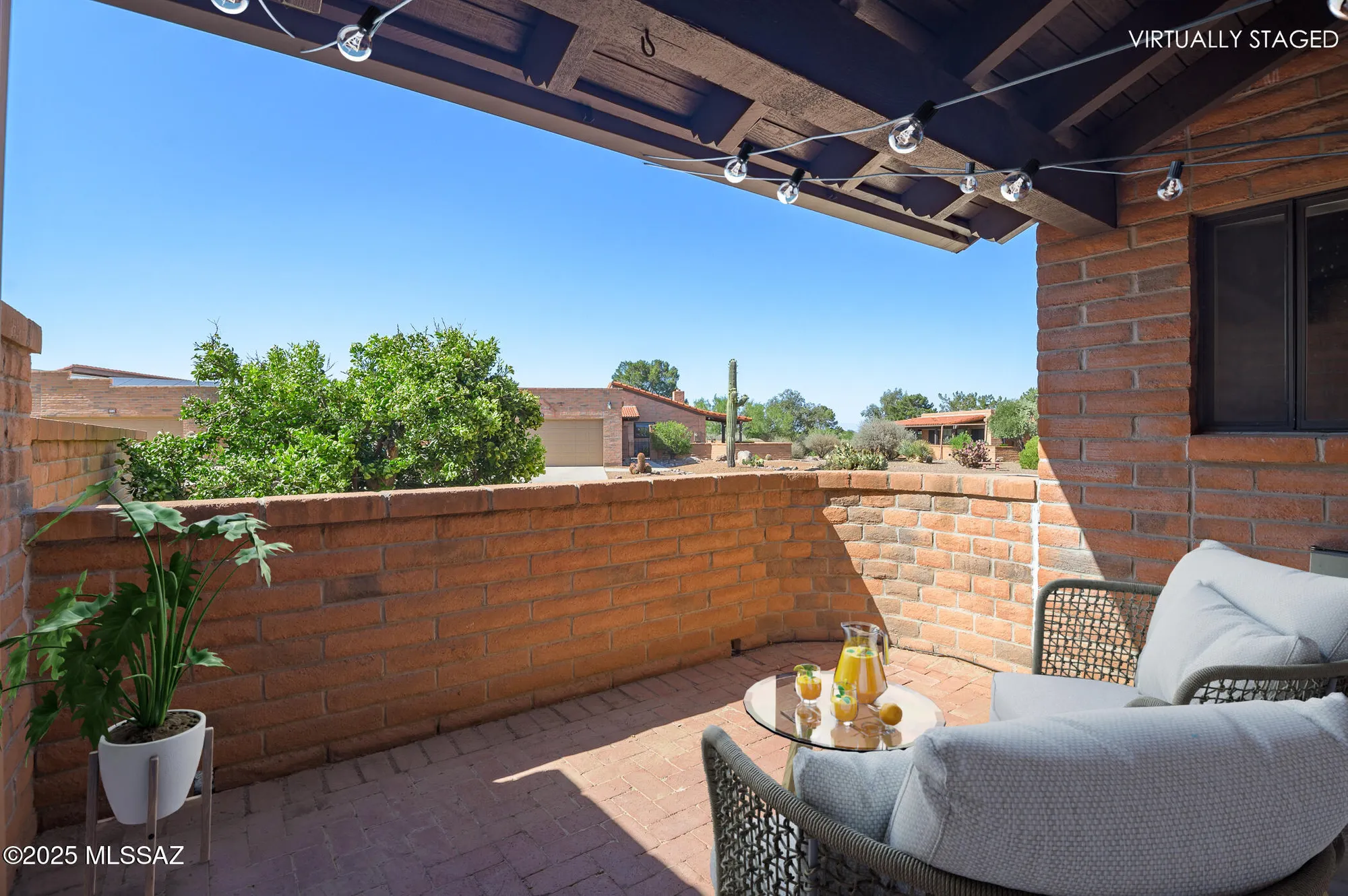 Property Slideshow image 25 of 35 | 1013 w desert hills dr, Green Valley, AZ, 85622