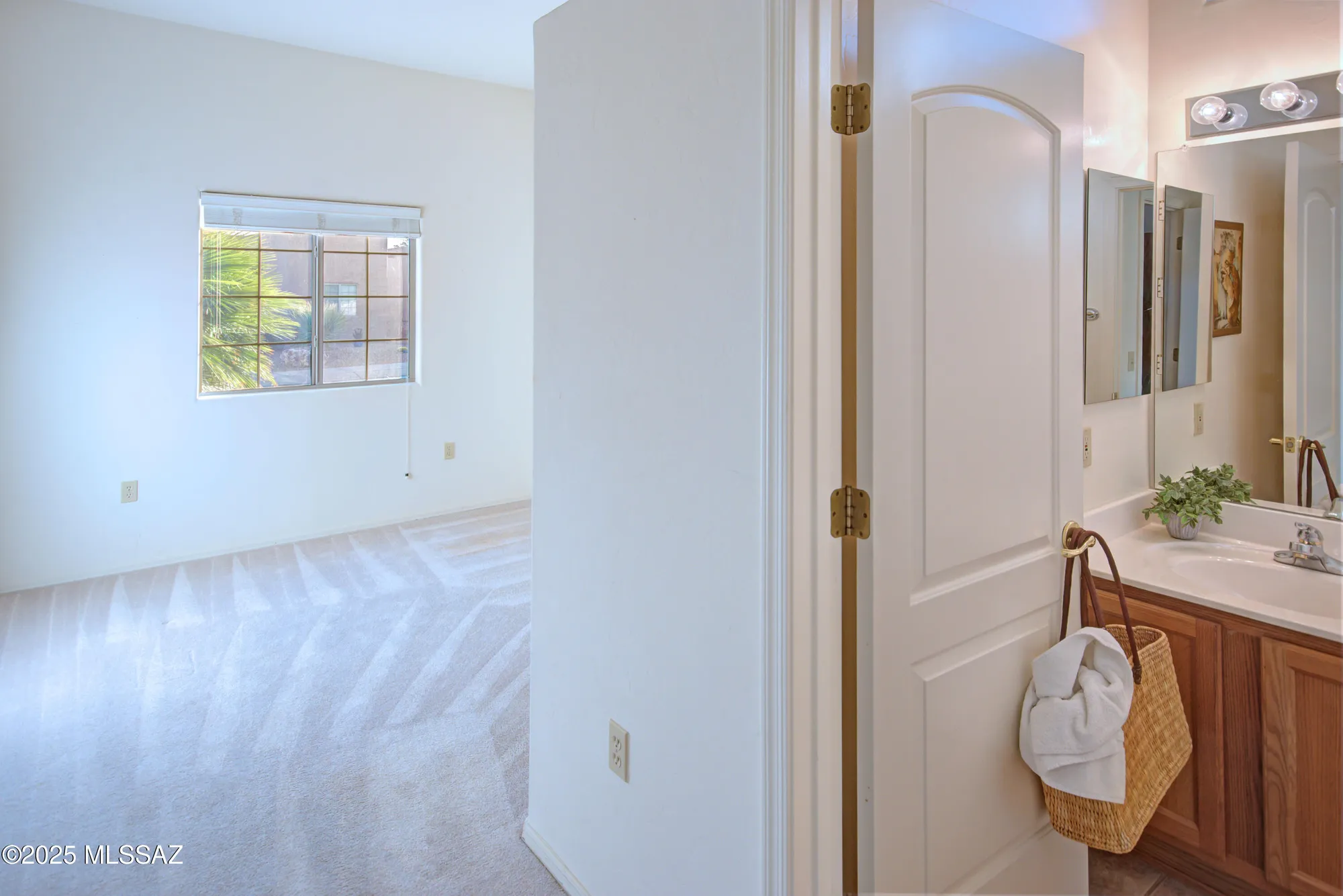 Property Slideshow image 19 of 31 | 3977 s camino del heroe, Green Valley, AZ, 85614