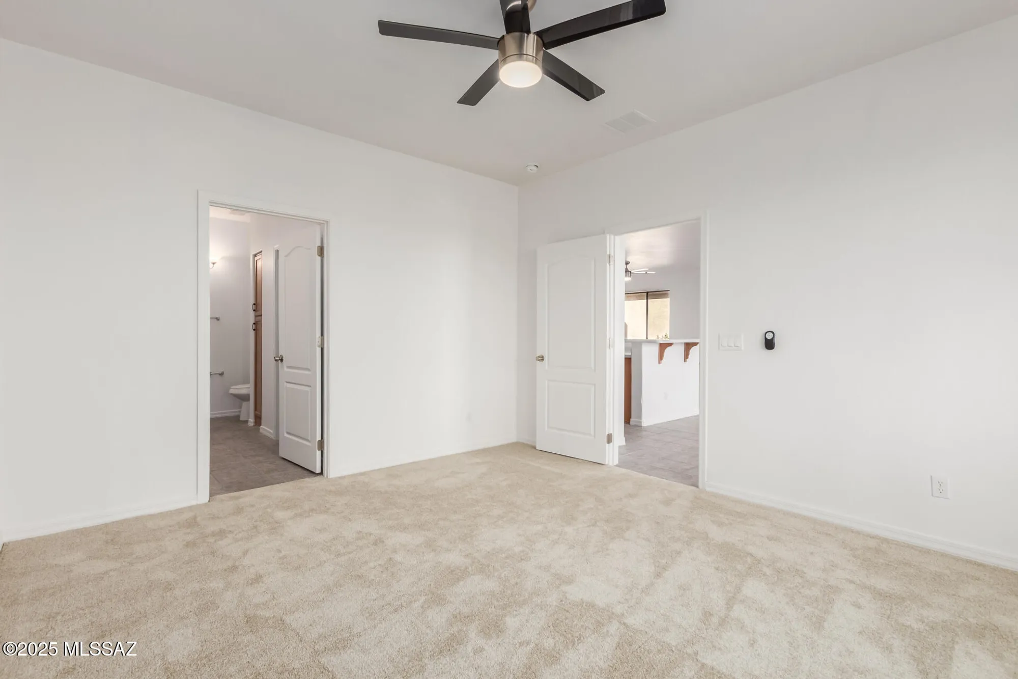 Property Slideshow image 17 of 30 | 692 n cedar bend ave, Green Valley, AZ, 85614