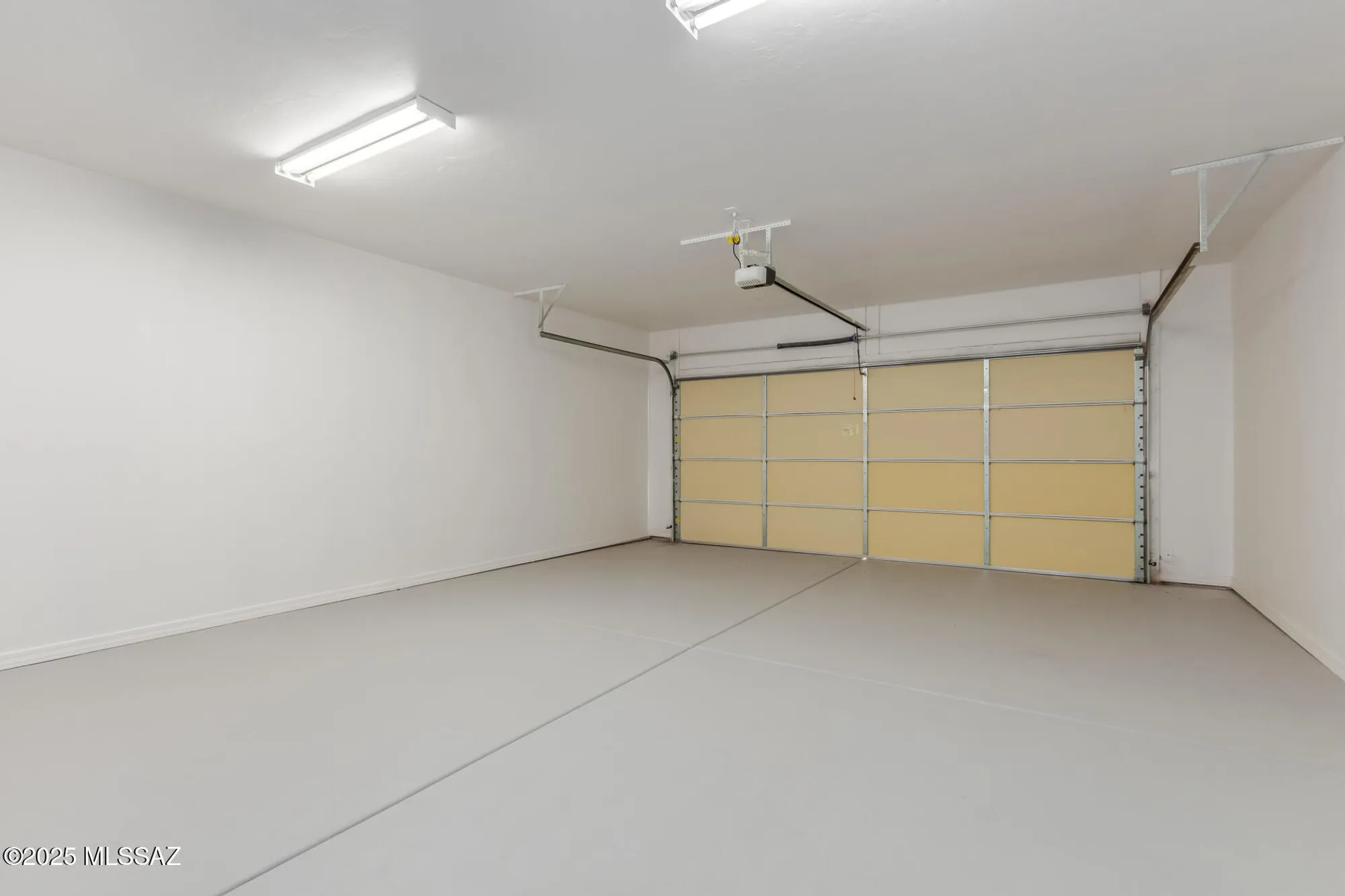 Property Slideshow image 26 of 30 | 692 n cedar bend ave, Green Valley, AZ, 85614