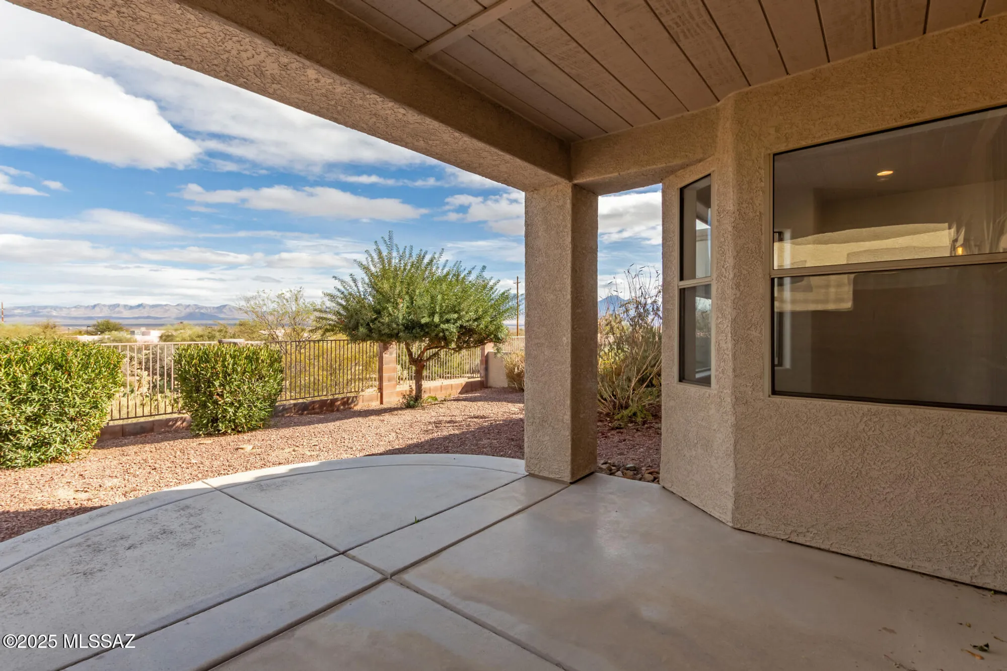 Property Slideshow image 27 of 30 | 692 n cedar bend ave, Green Valley, AZ, 85614