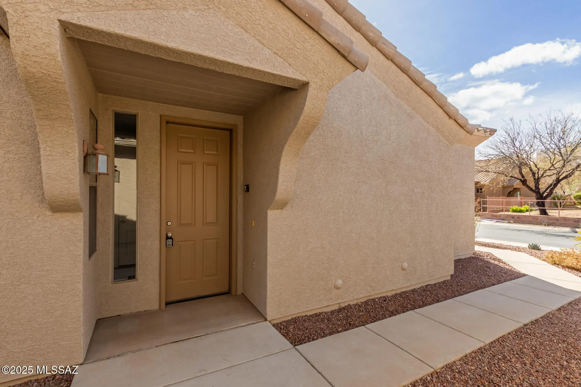Property Slideshow image 4 of 30 | 692 n cedar bend ave, Green Valley, AZ, 85614