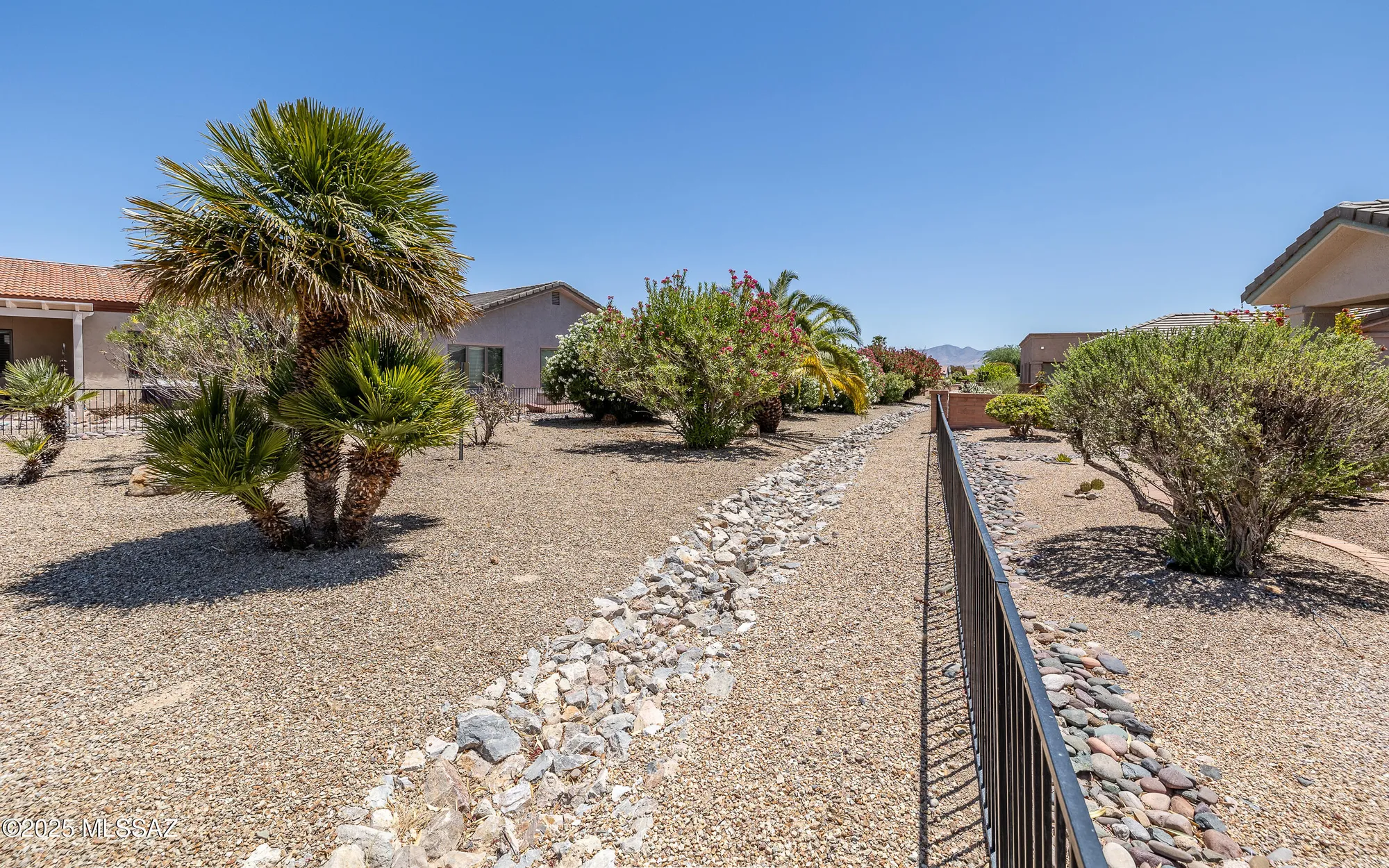 Property Slideshow image 28 of 32 | 1942 w amblemorn dr, Green Valley, AZ, 85622