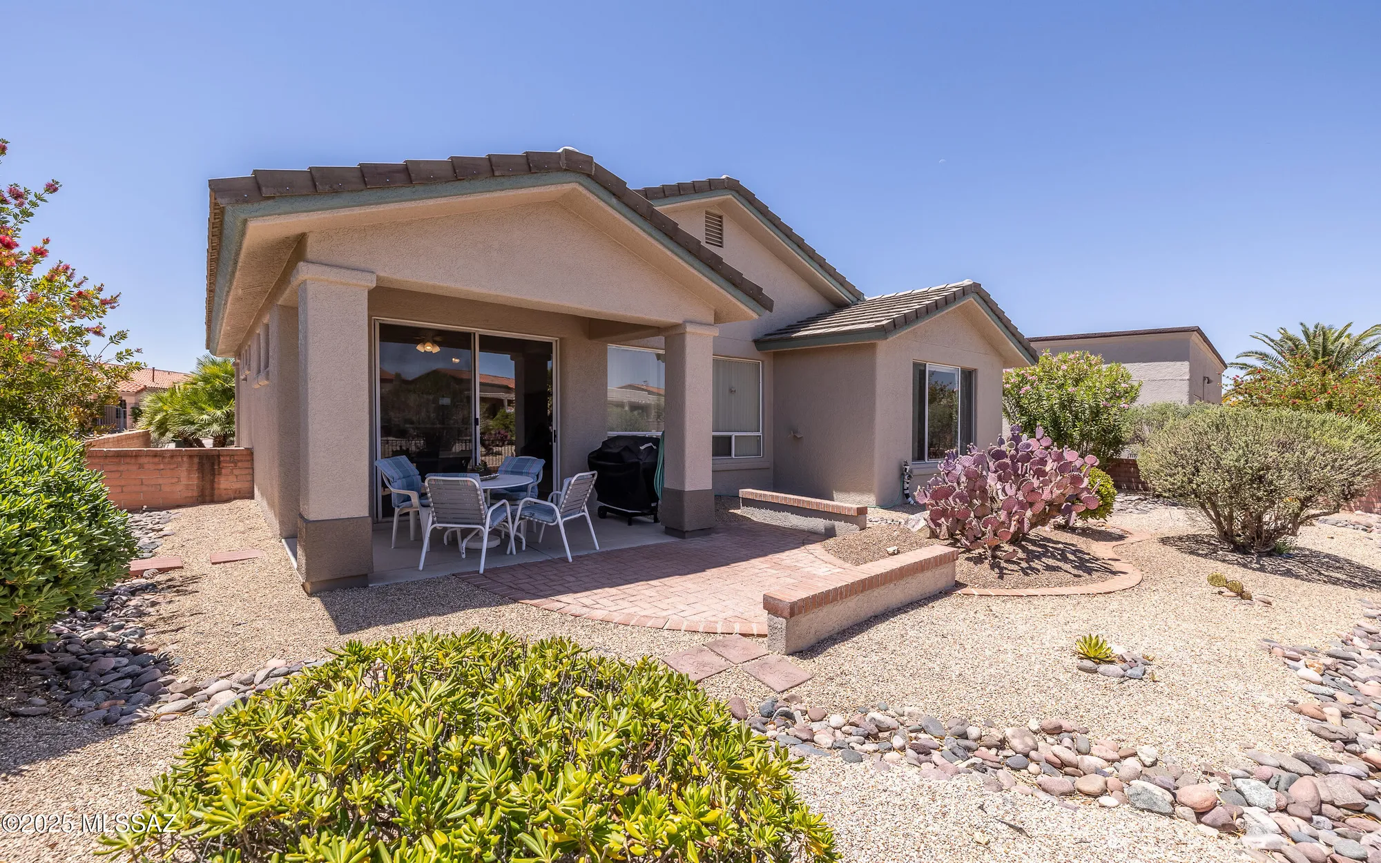 Property Slideshow image 30 of 32 | 1942 w amblemorn dr, Green Valley, AZ, 85622