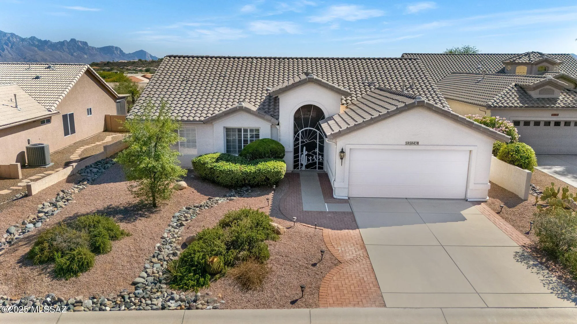 Property Slideshow image 1 of 47 | 65643 e desert moon ct, Saddlebrooke, AZ, 85739