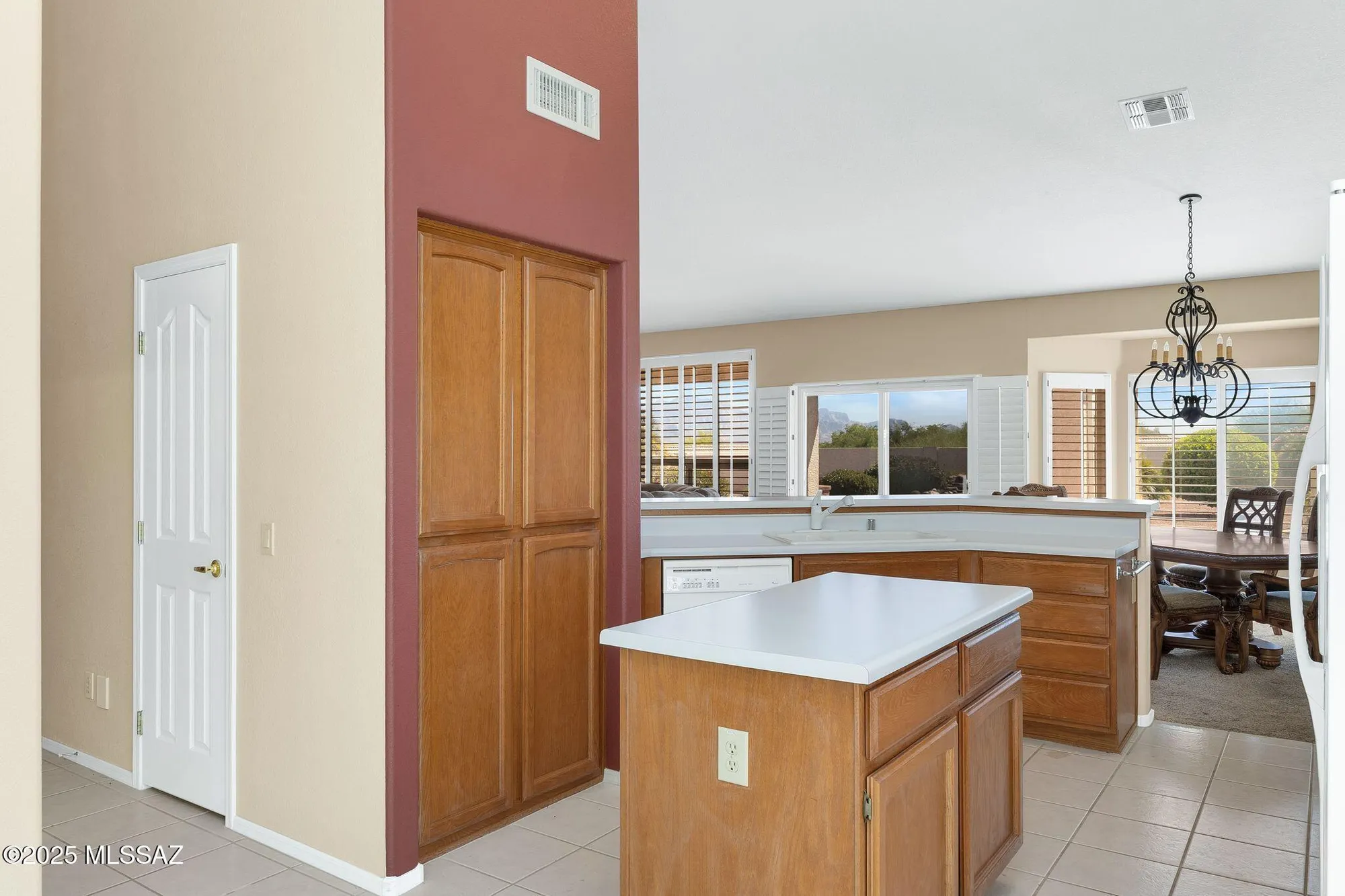 Property Slideshow image 14 of 47 | 65643 e desert moon ct, Saddlebrooke, AZ, 85739