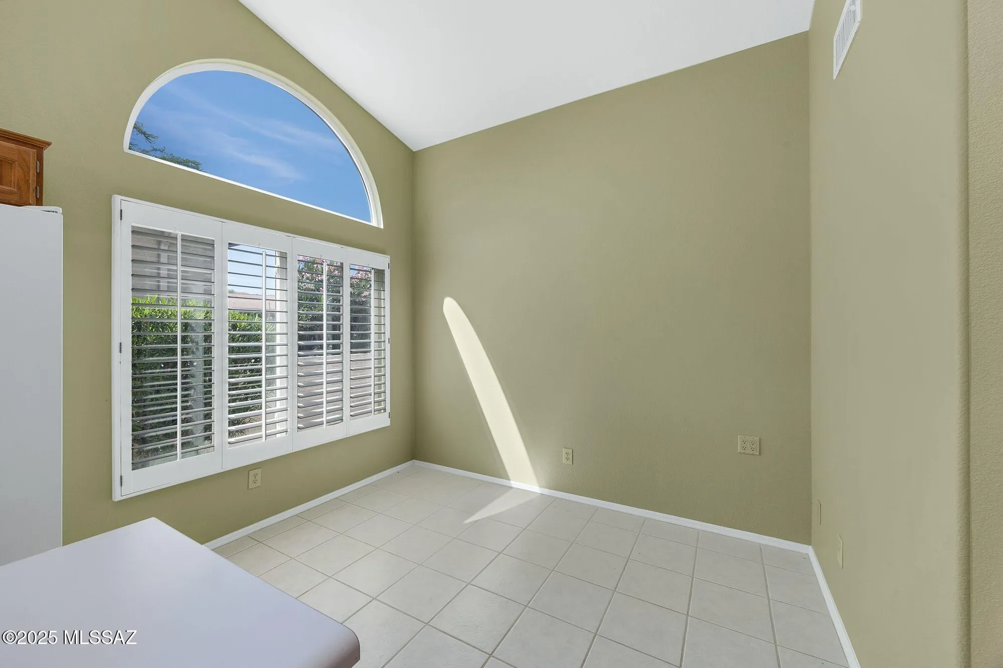 Property Slideshow image 13 of 47 | 65643 e desert moon ct, Saddlebrooke, AZ, 85739