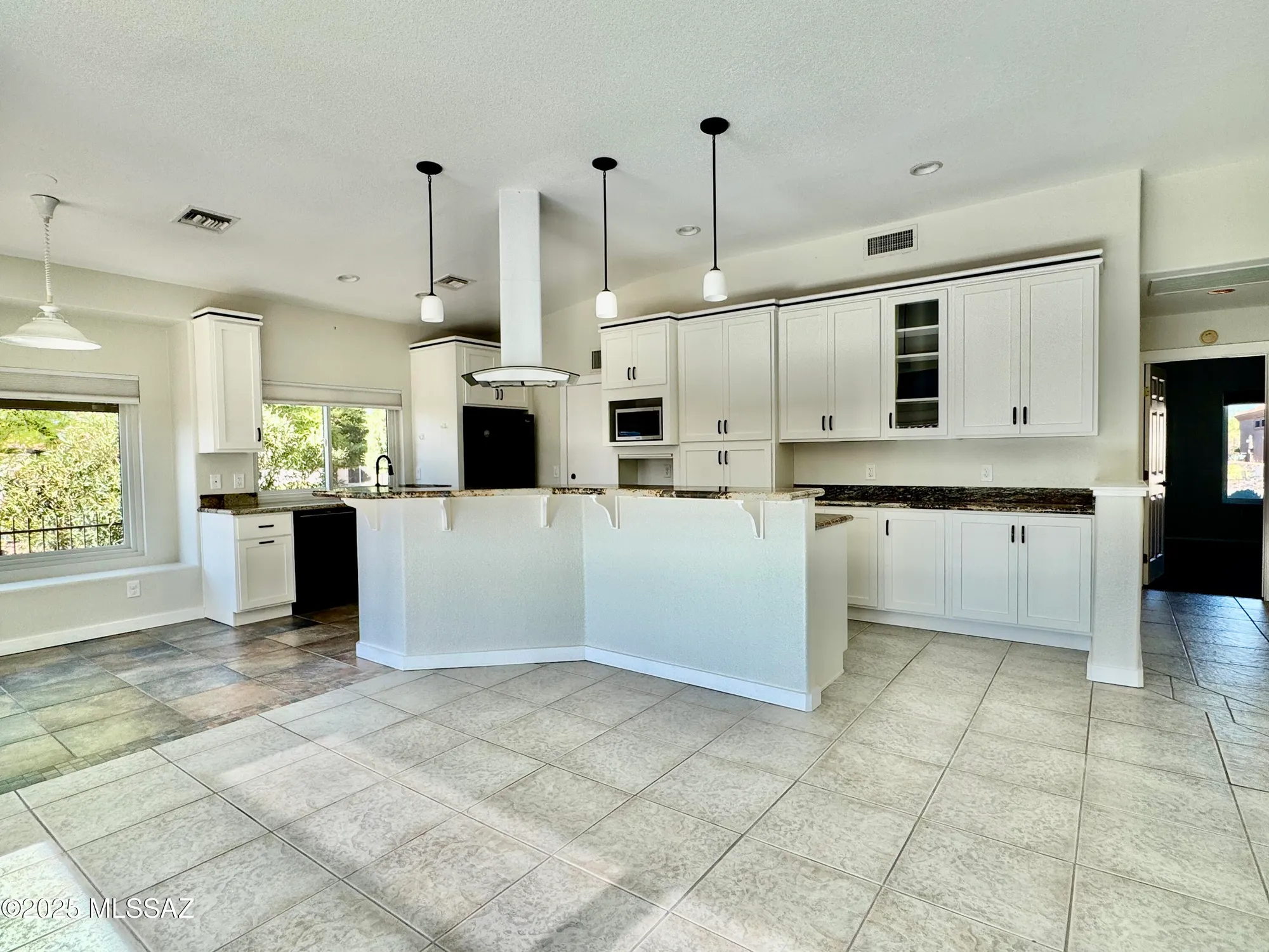 Property Slideshow image 11 of 42 | 13942 n cirrus hill dr, Oro Valley, AZ, 85755