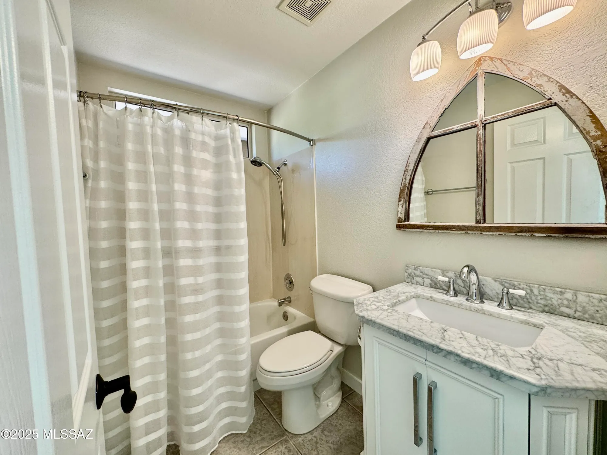 Property Slideshow image 16 of 42 | 13942 n cirrus hill dr, Oro Valley, AZ, 85755