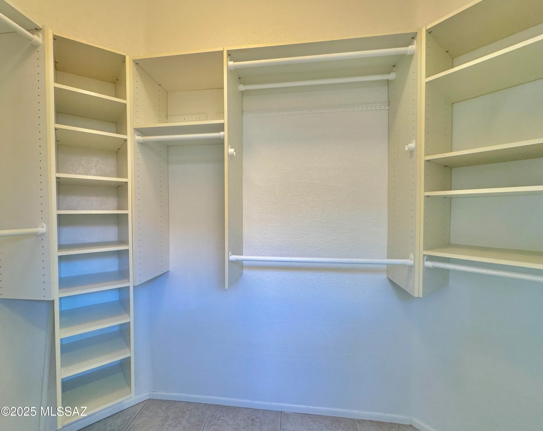 Property Slideshow image 26 of 42 | 13942 n cirrus hill dr, Oro Valley, AZ, 85755