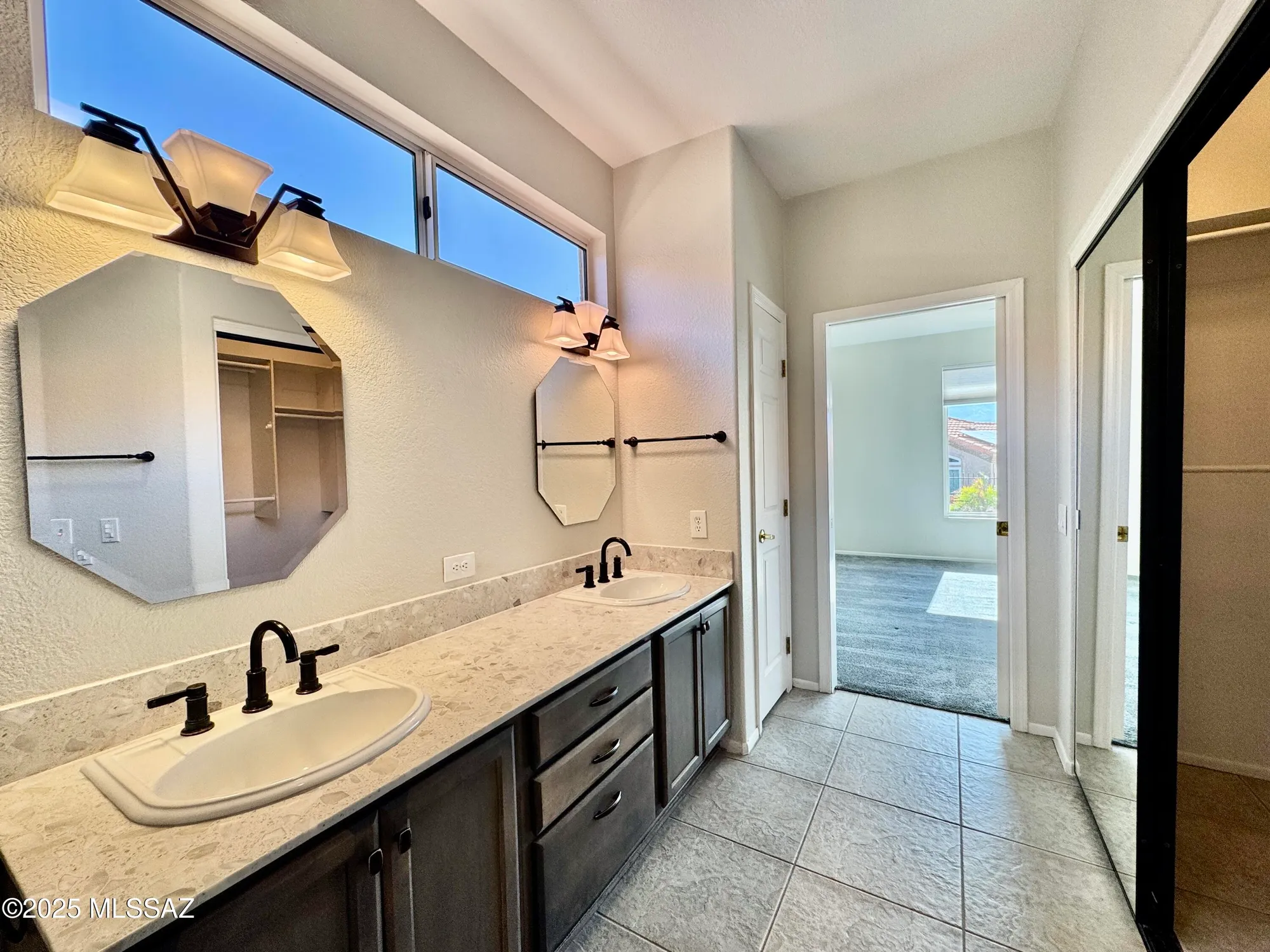 Property Slideshow image 29 of 42 | 13942 n cirrus hill dr, Oro Valley, AZ, 85755