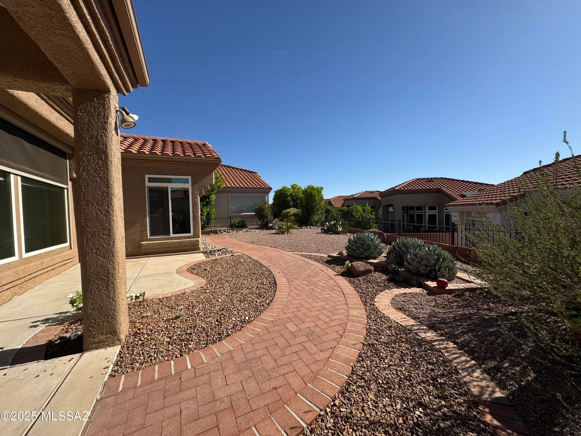 Property Slideshow image 32 of 42 | 13942 n cirrus hill dr, Oro Valley, AZ, 85755