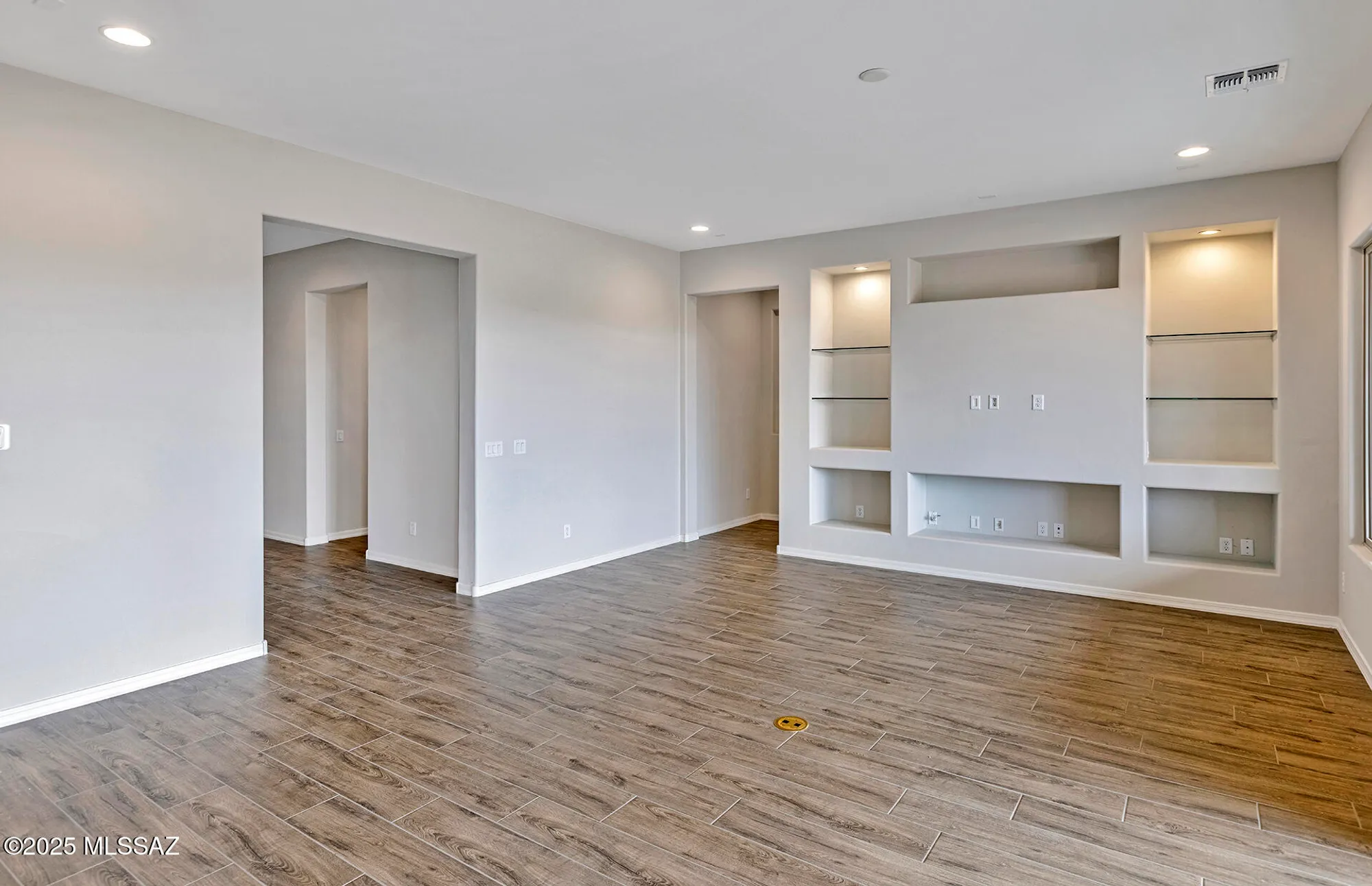 Property Slideshow image 10 of 28 | 8265 s sonoran oak dr, Tucson, AZ, 85747