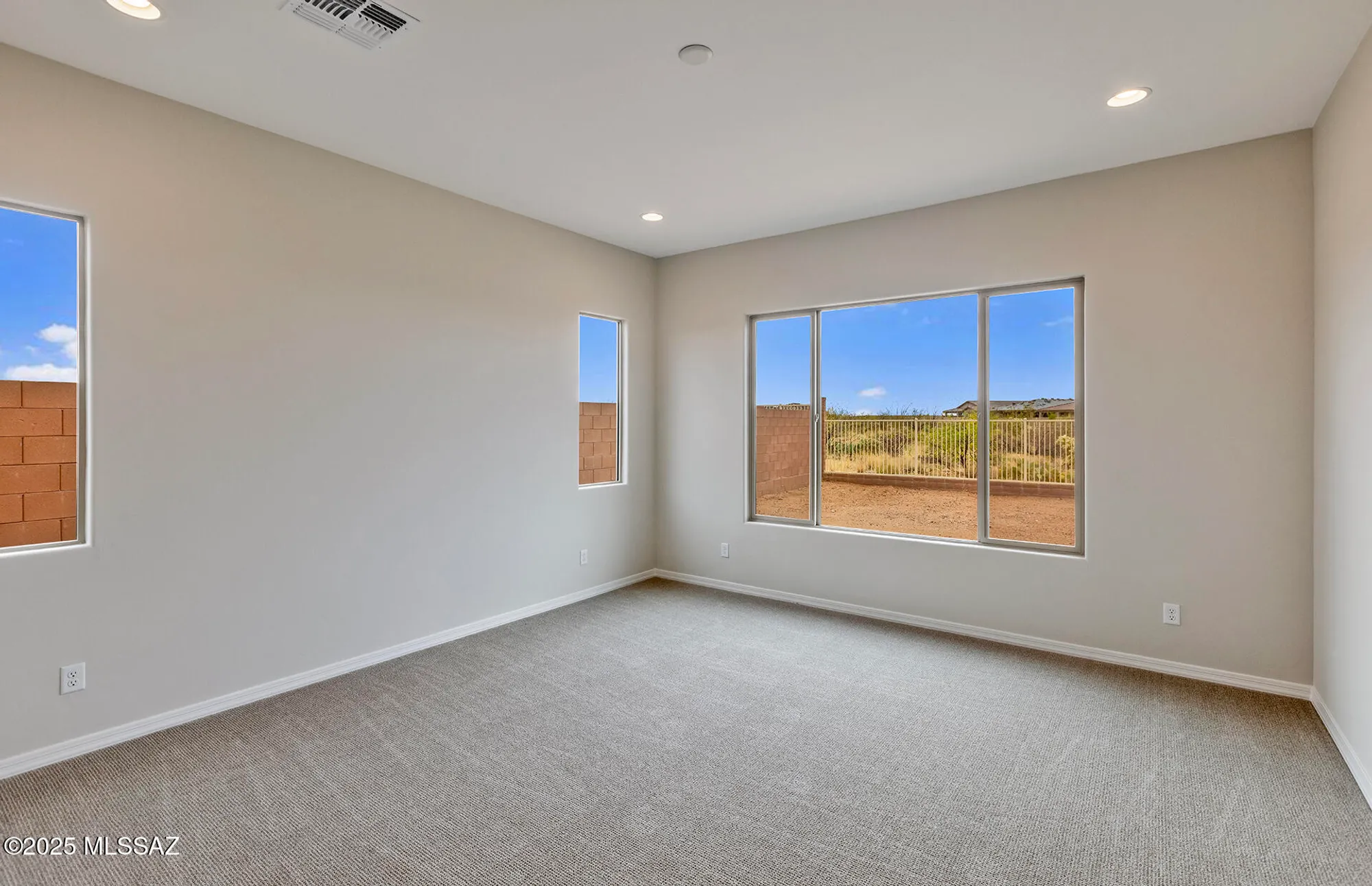 Property Slideshow image 20 of 28 | 8265 s sonoran oak dr, Tucson, AZ, 85747