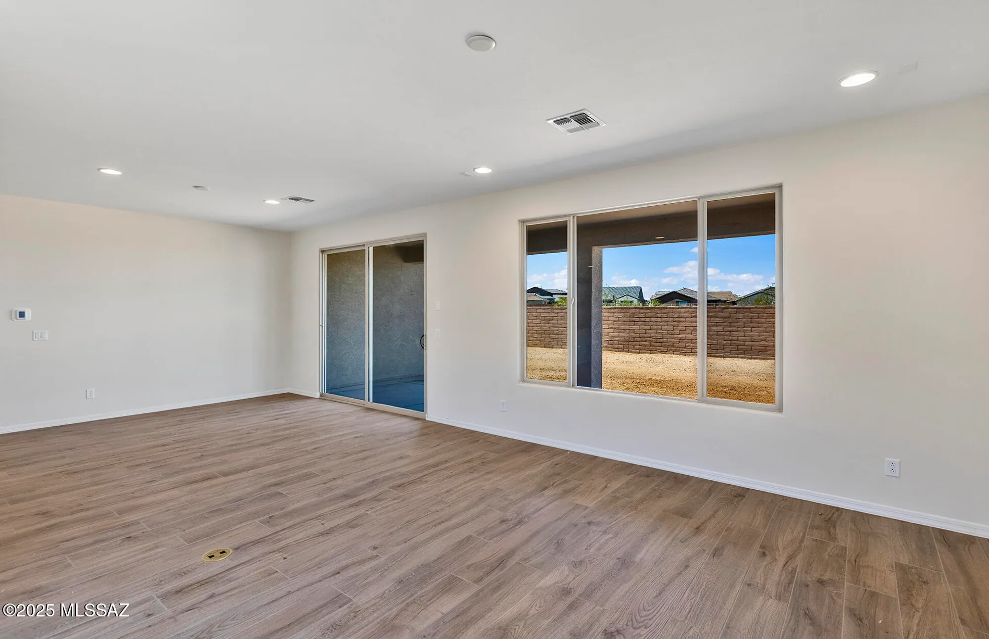 Property Slideshow image 12 of 28 | 7988 s sonoran oak dr, Tucson, AZ, 85747