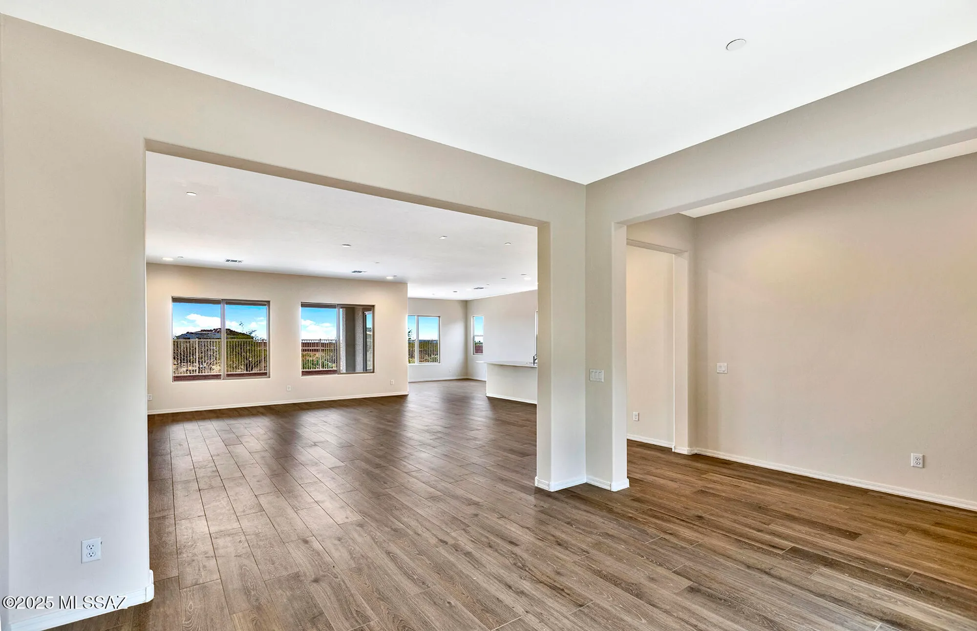 Property Slideshow image 15 of 33 | 8257 s silver oak dr, Tucson, AZ, 85747