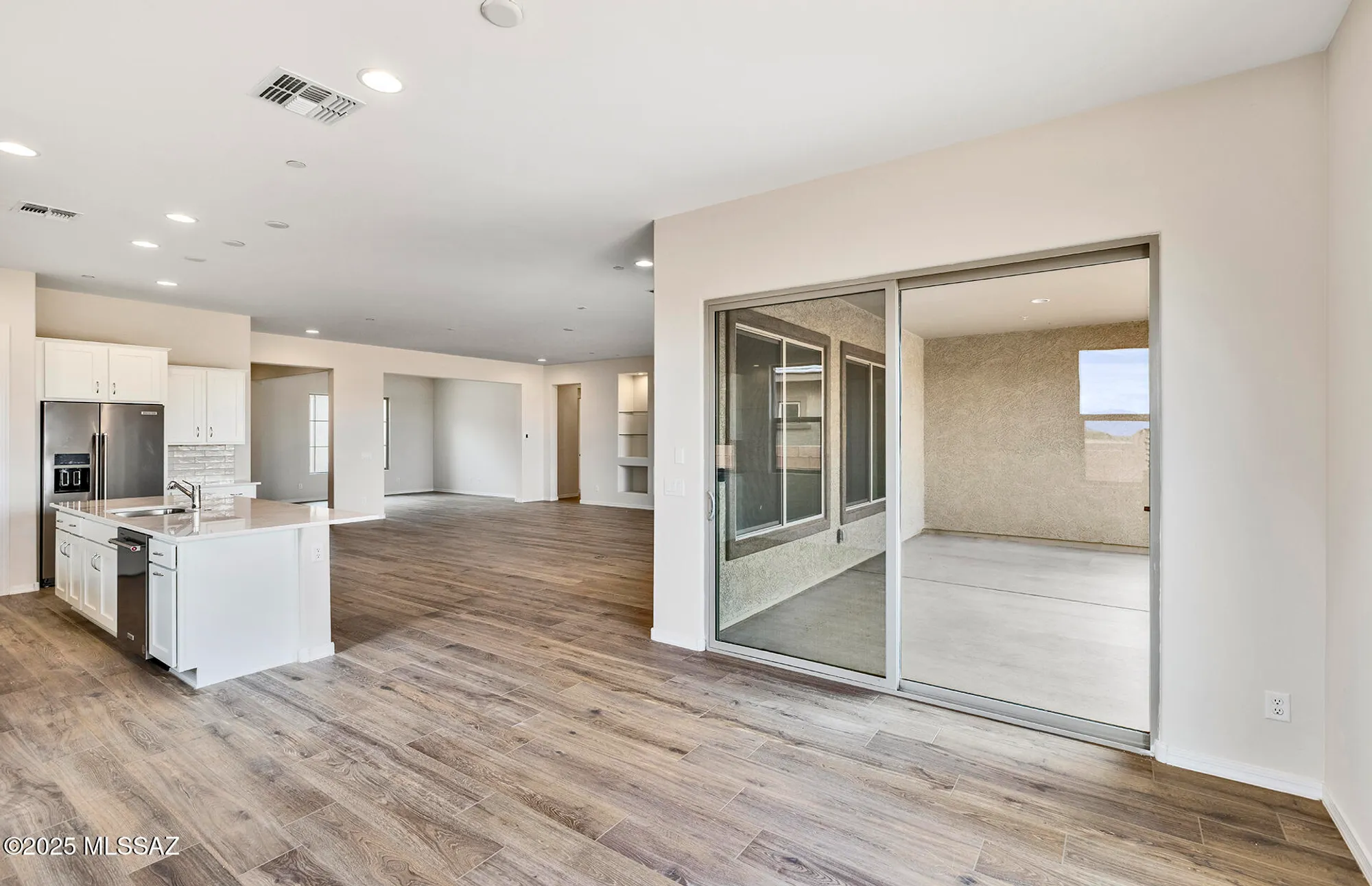 Property Slideshow image 13 of 33 | 8257 s silver oak dr, Tucson, AZ, 85747