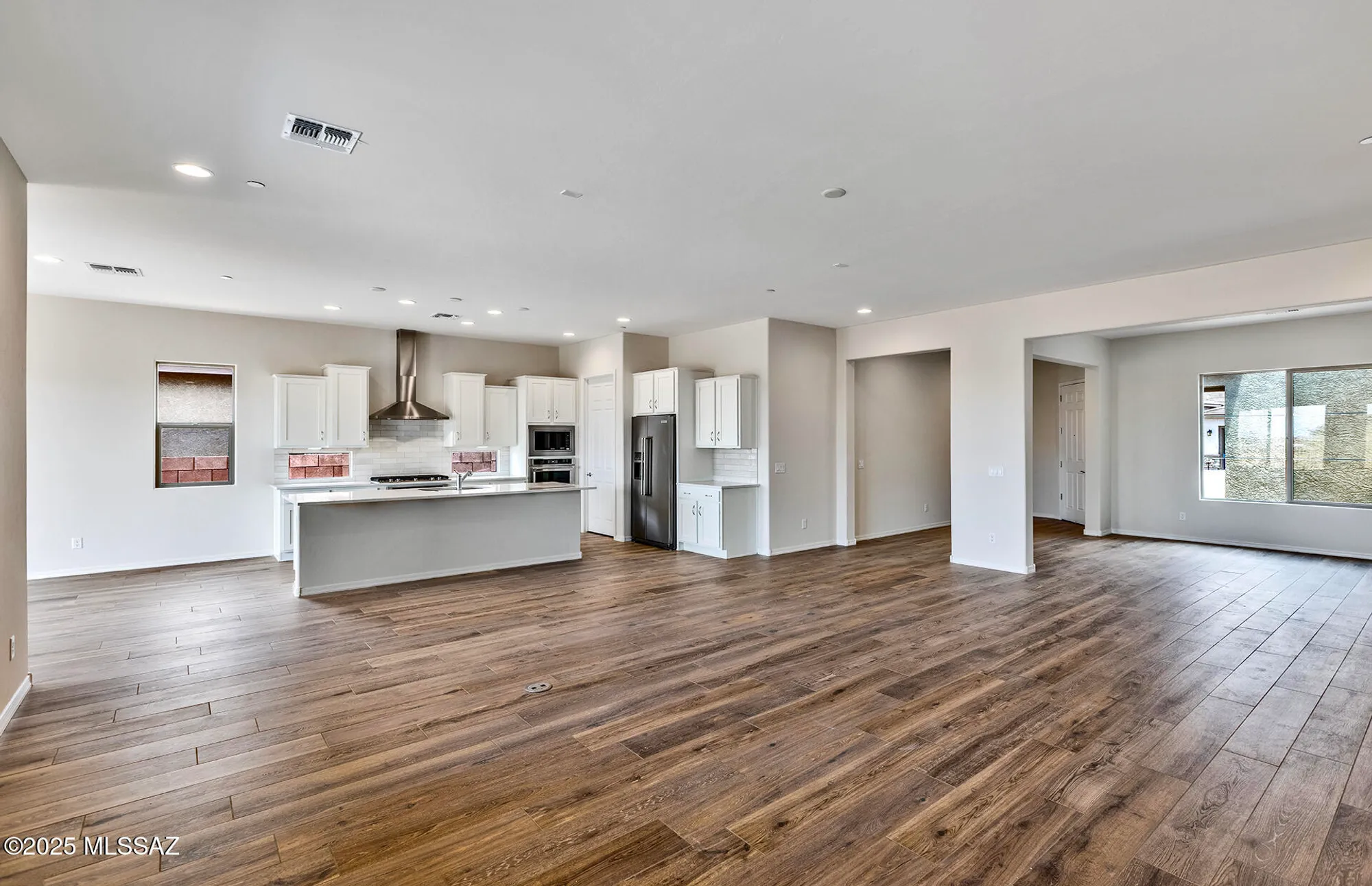 Property Slideshow image 20 of 33 | 8257 s silver oak dr, Tucson, AZ, 85747